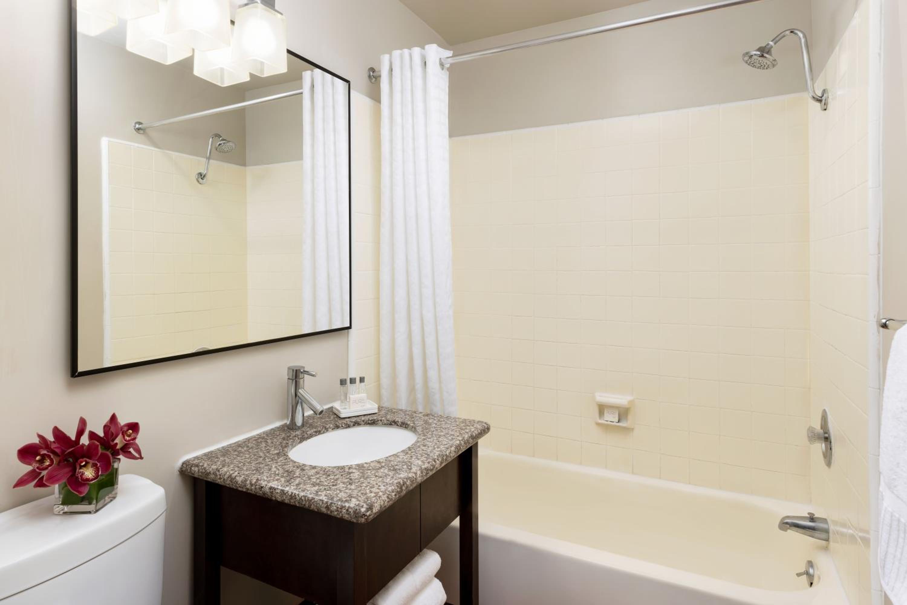 Double Room - Photo 2