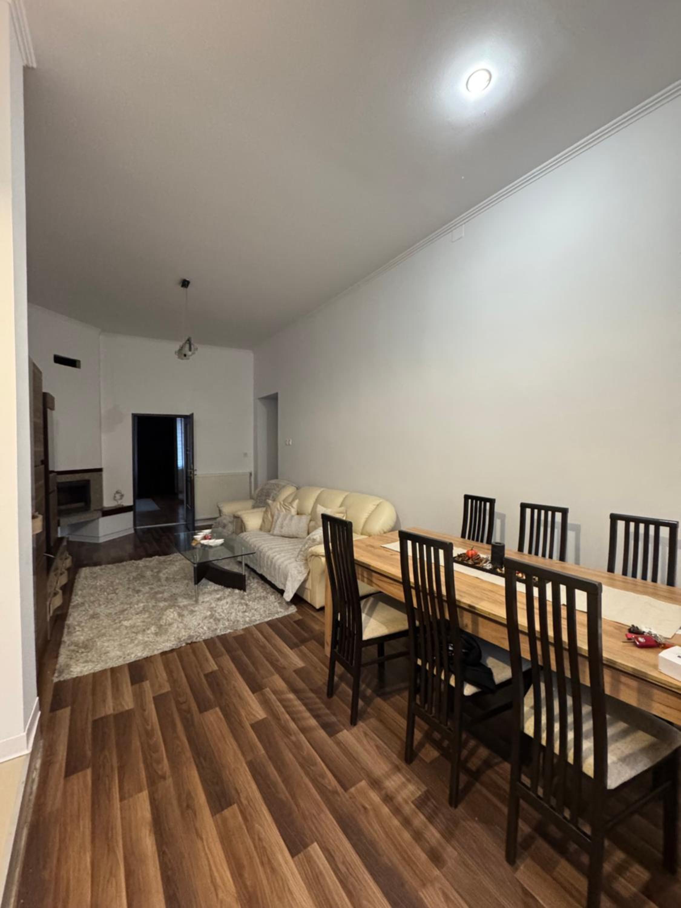 Three-Bedroom House photo 3