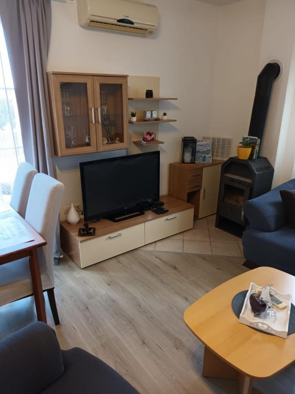 One-Bedroom Apartment - First Floor