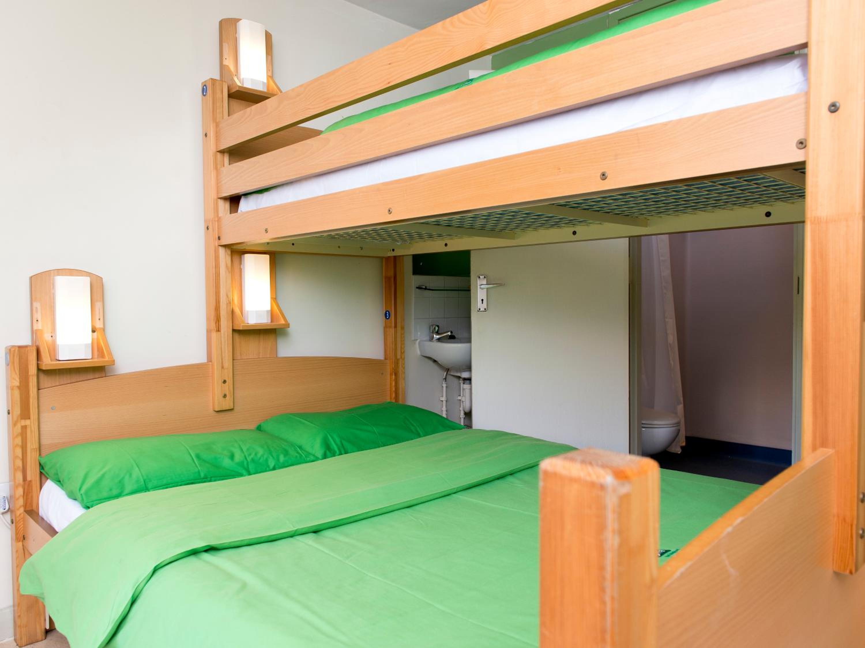 3 Bed Double Private Room Ensuite photo 2