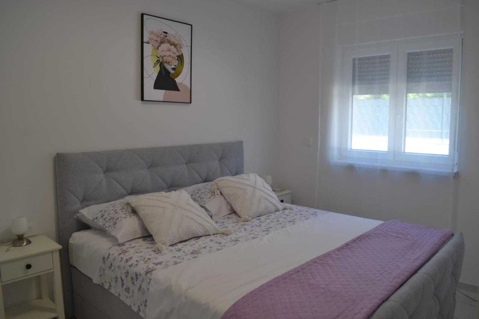 Two-Bedroom Deluxe Apartment with Balcony