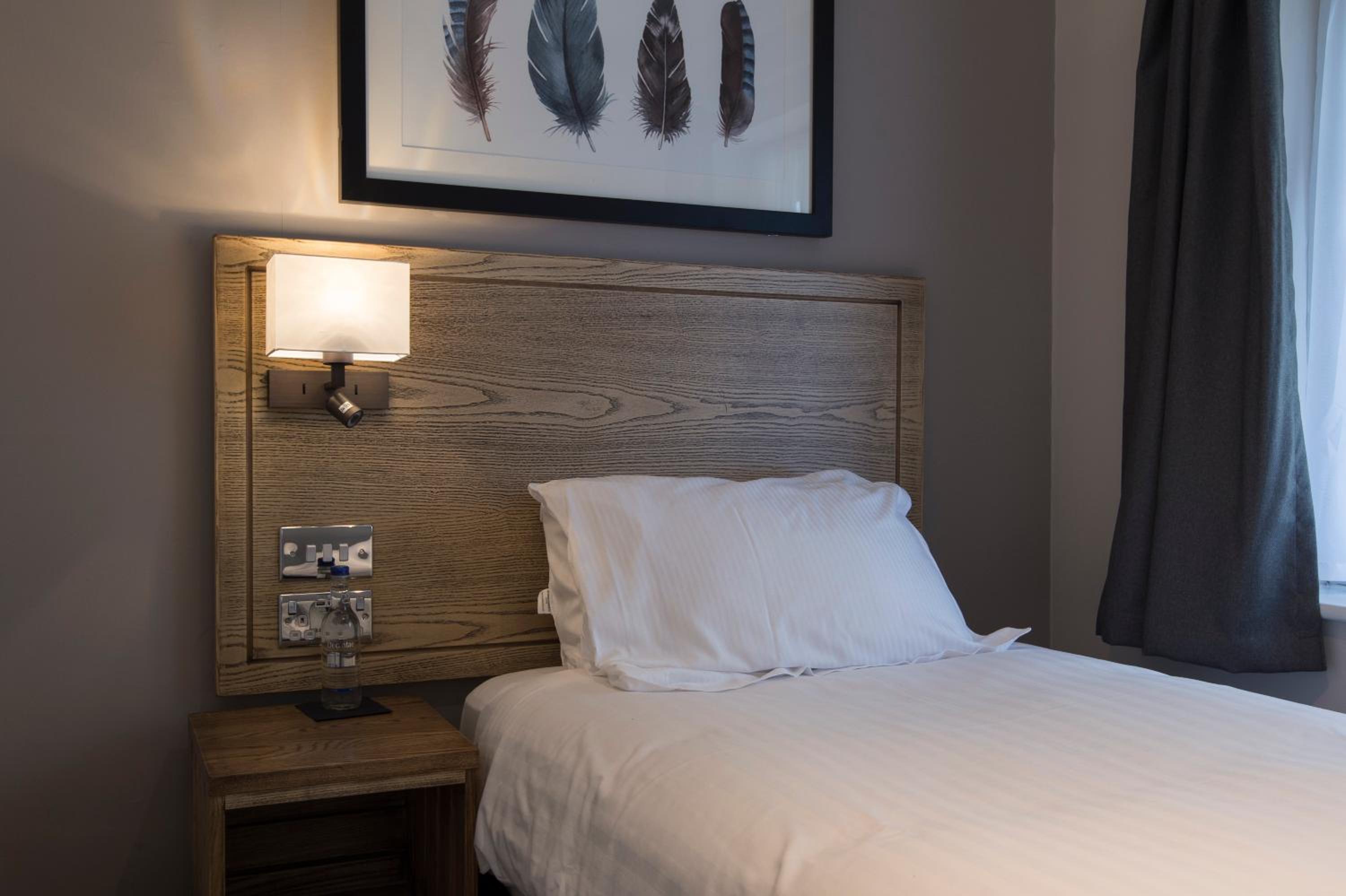 Standard Single Room photo 3