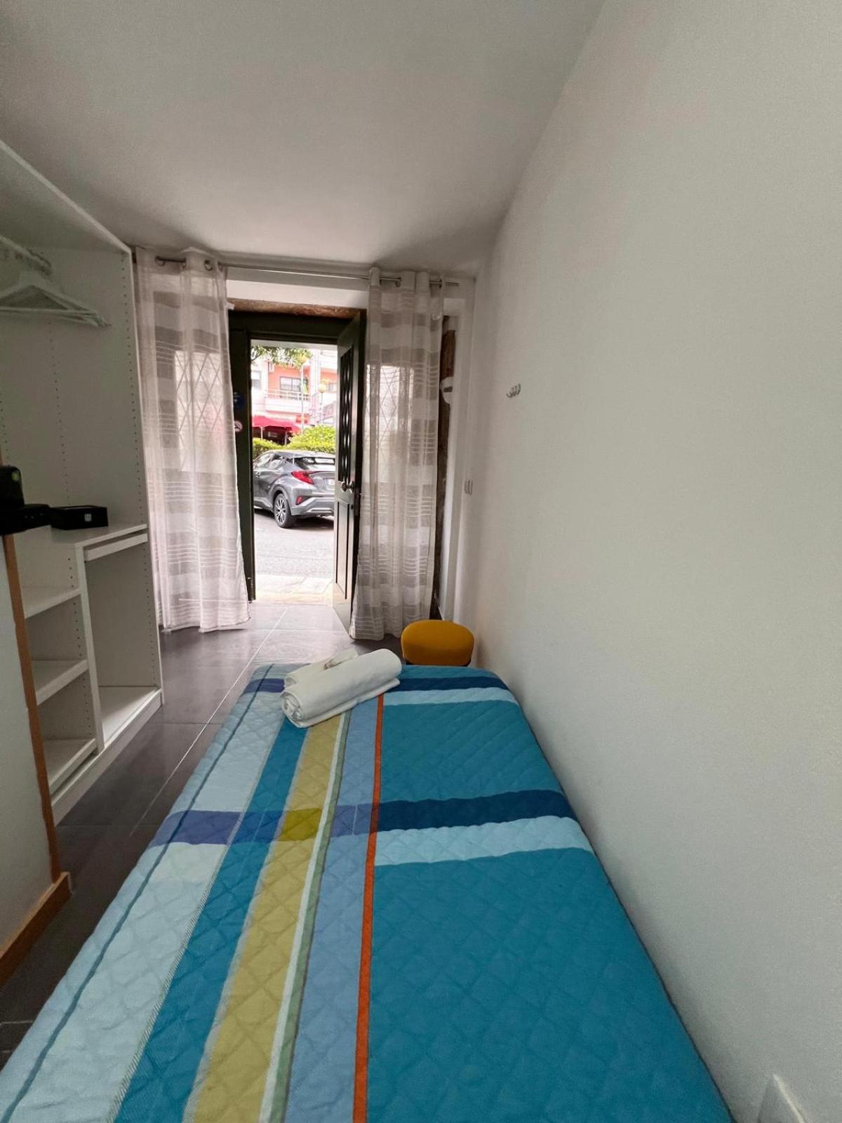 Small Single Room photo 3