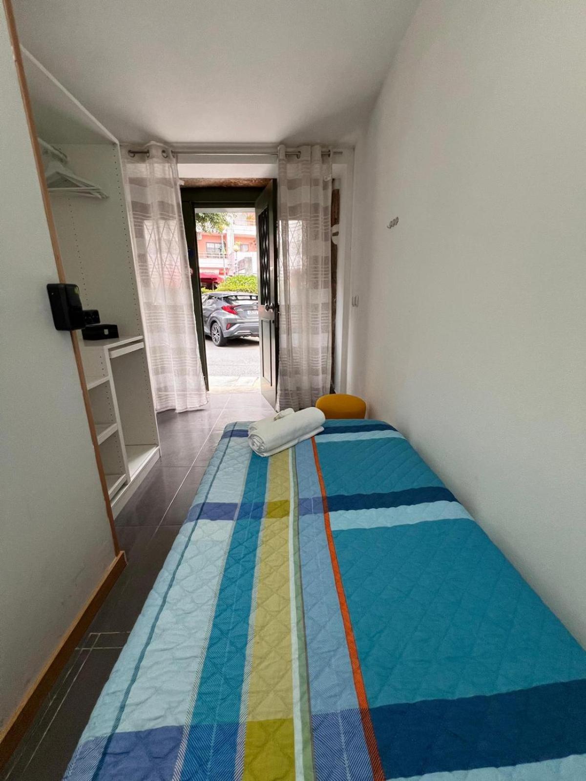 Small Single Room photo 1