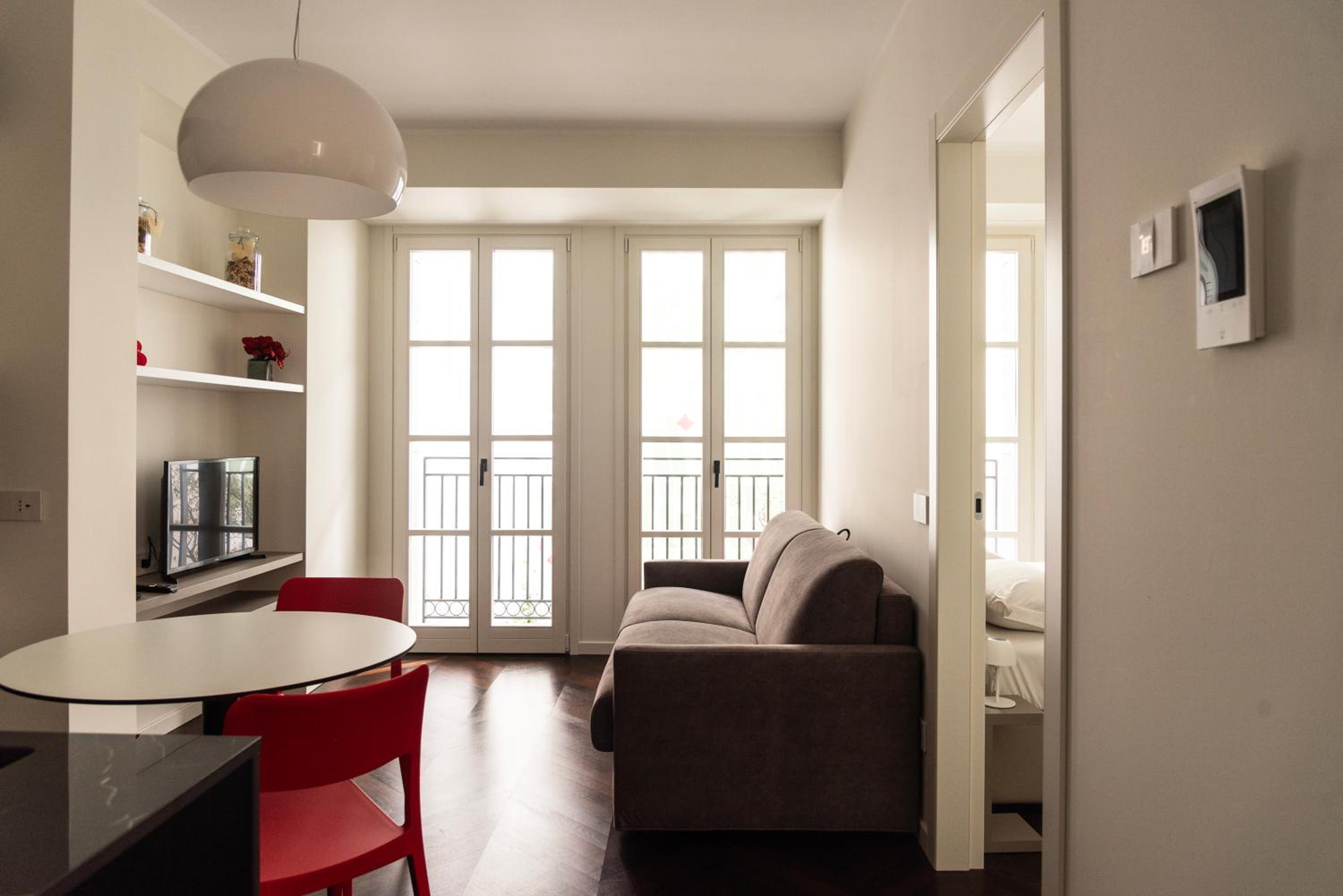 One-Bedroom Apartment