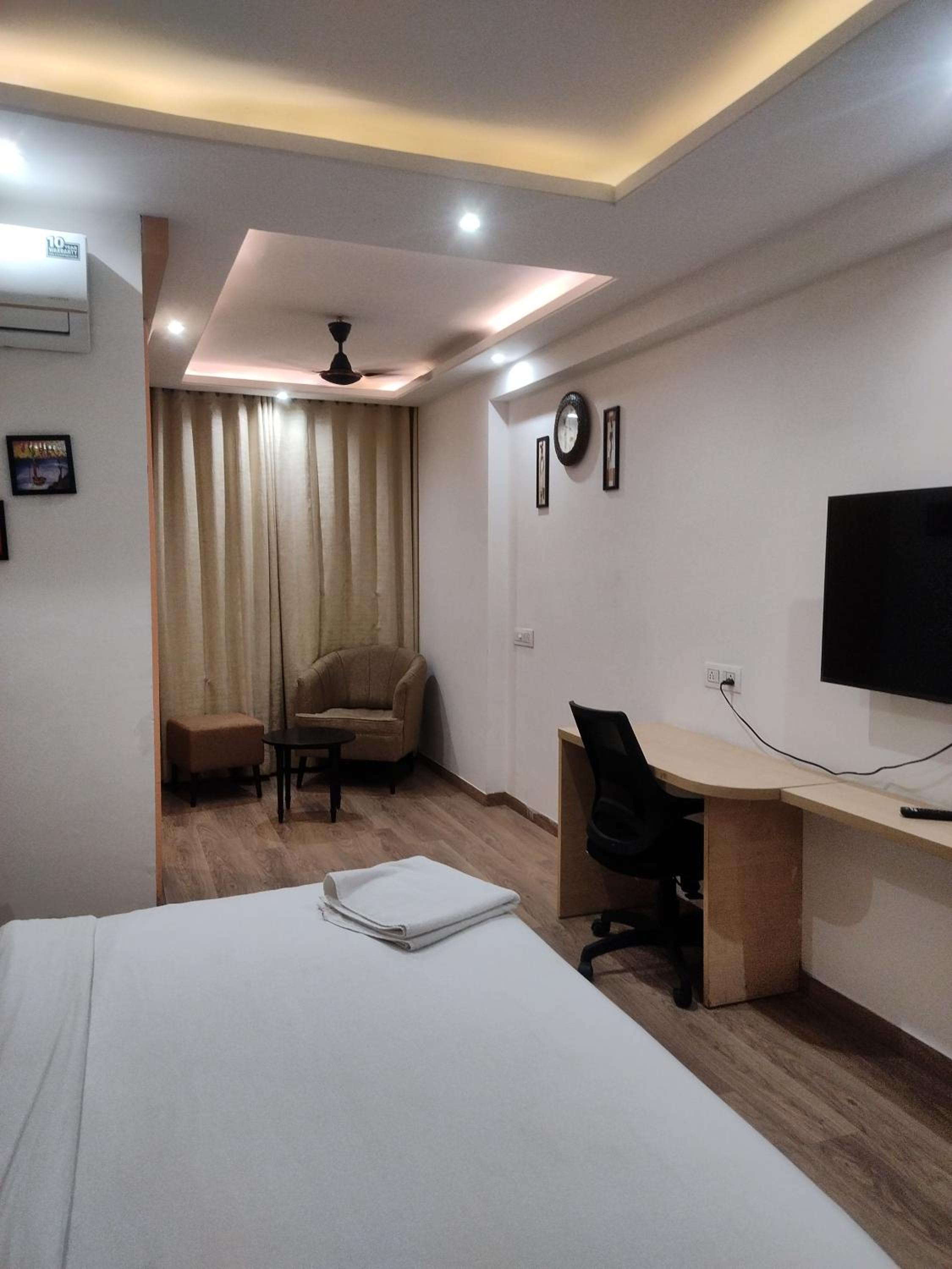 Apartment - Photo 1