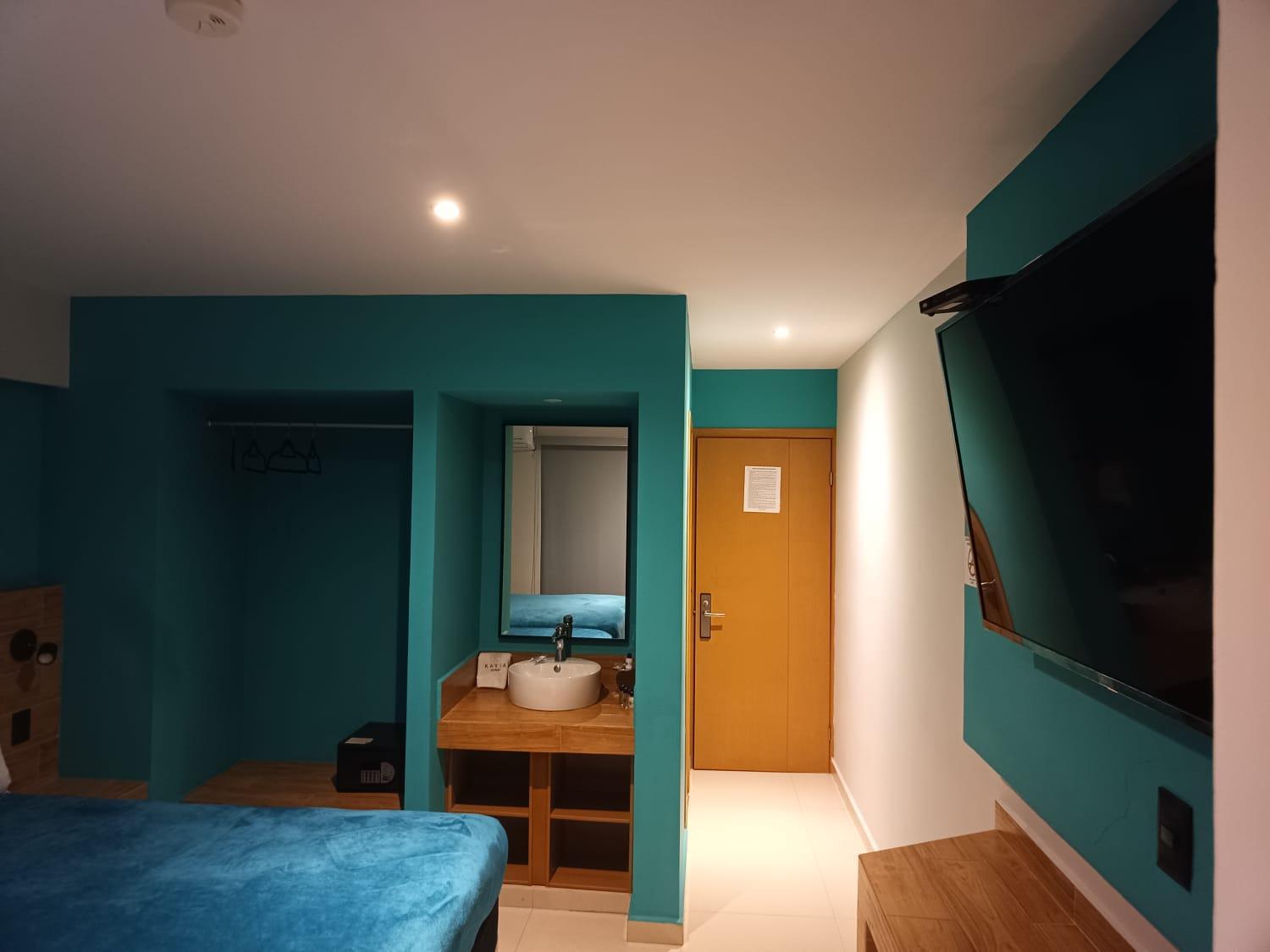 Standard Double Room - Photo 33