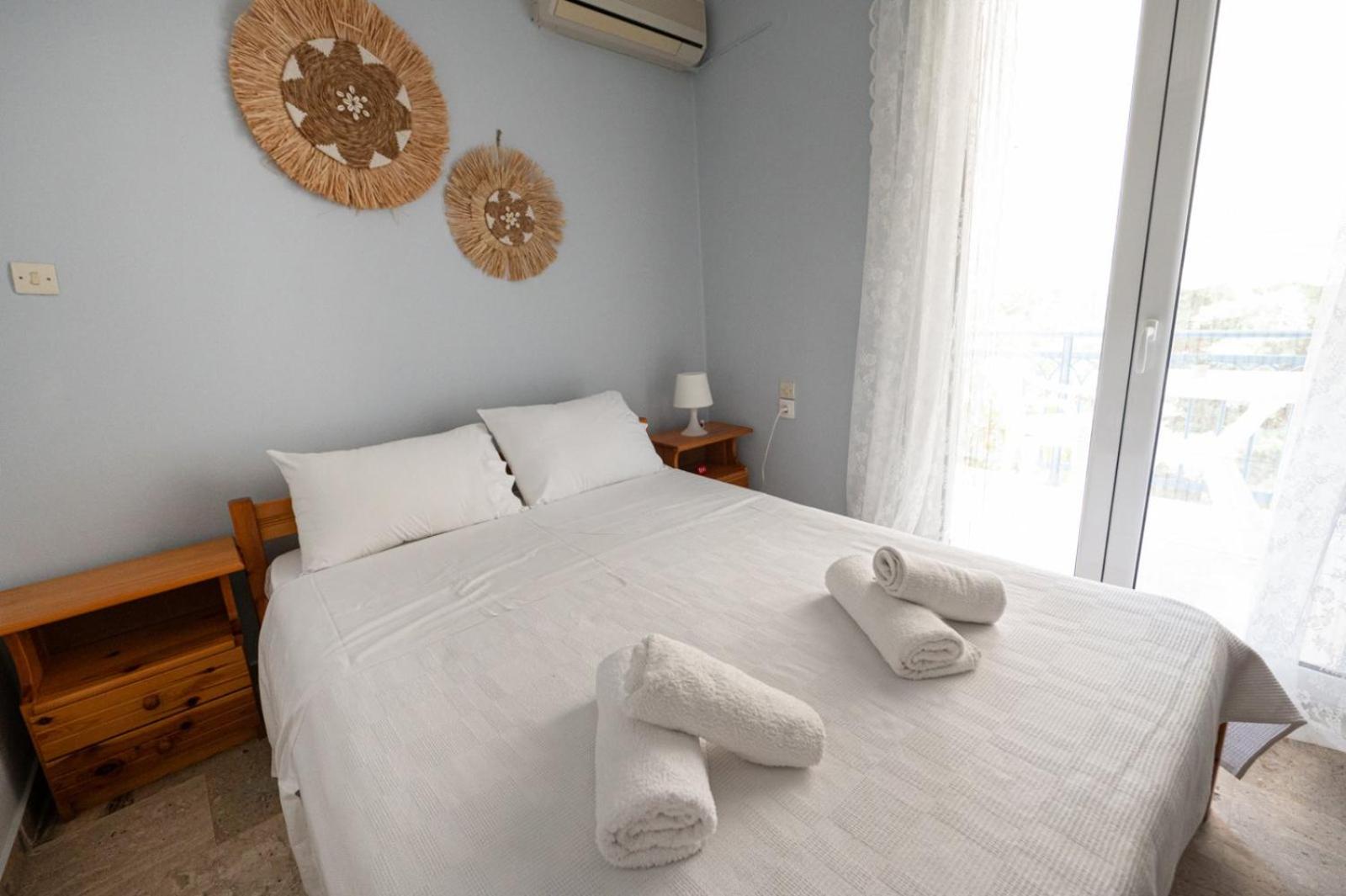 Double Room with Balcony and Sea View