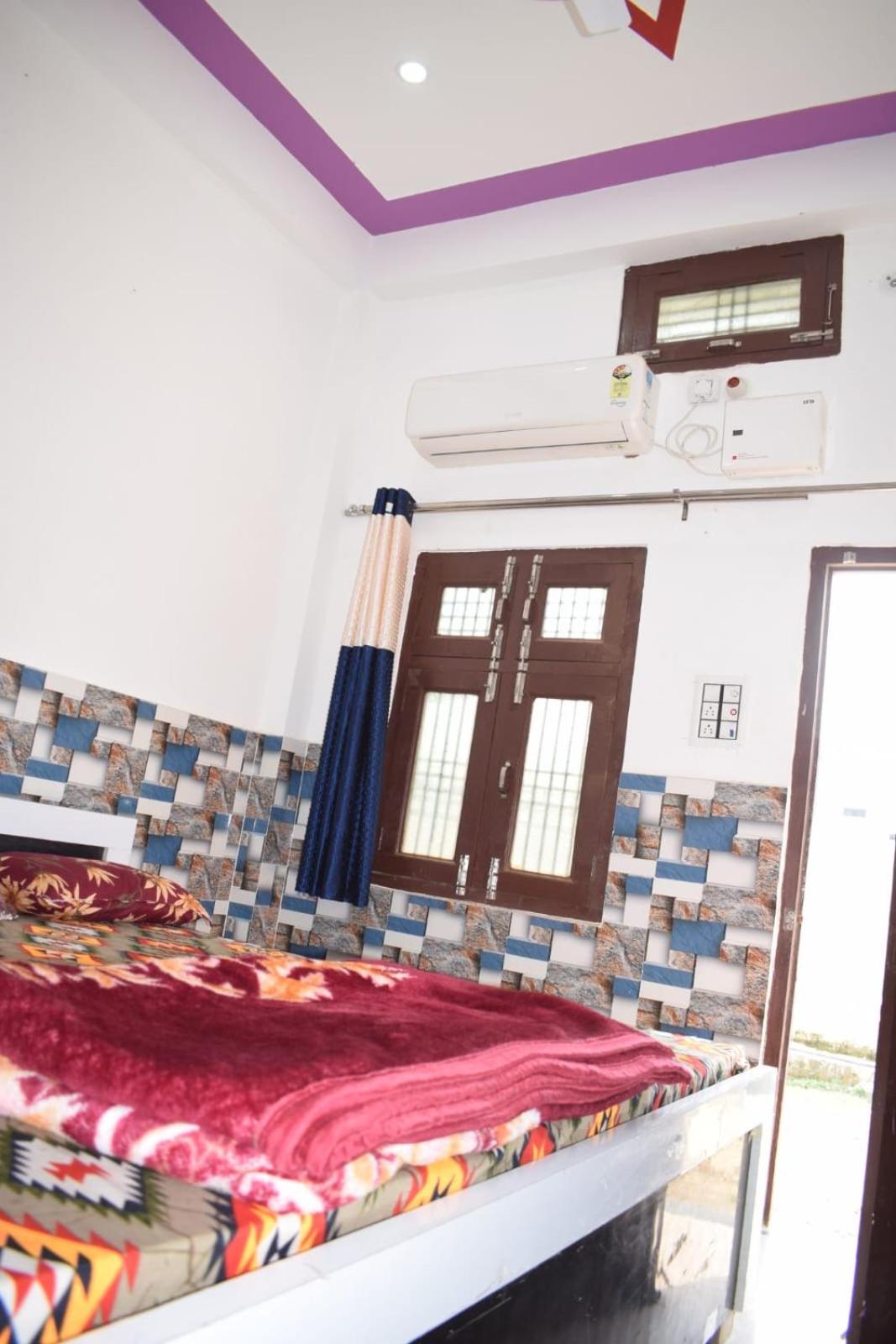 Double Room With Private Bathroom photo 3