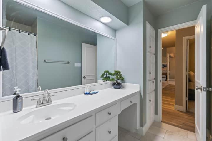 Three-Bedroom Holiday Home  photo 2