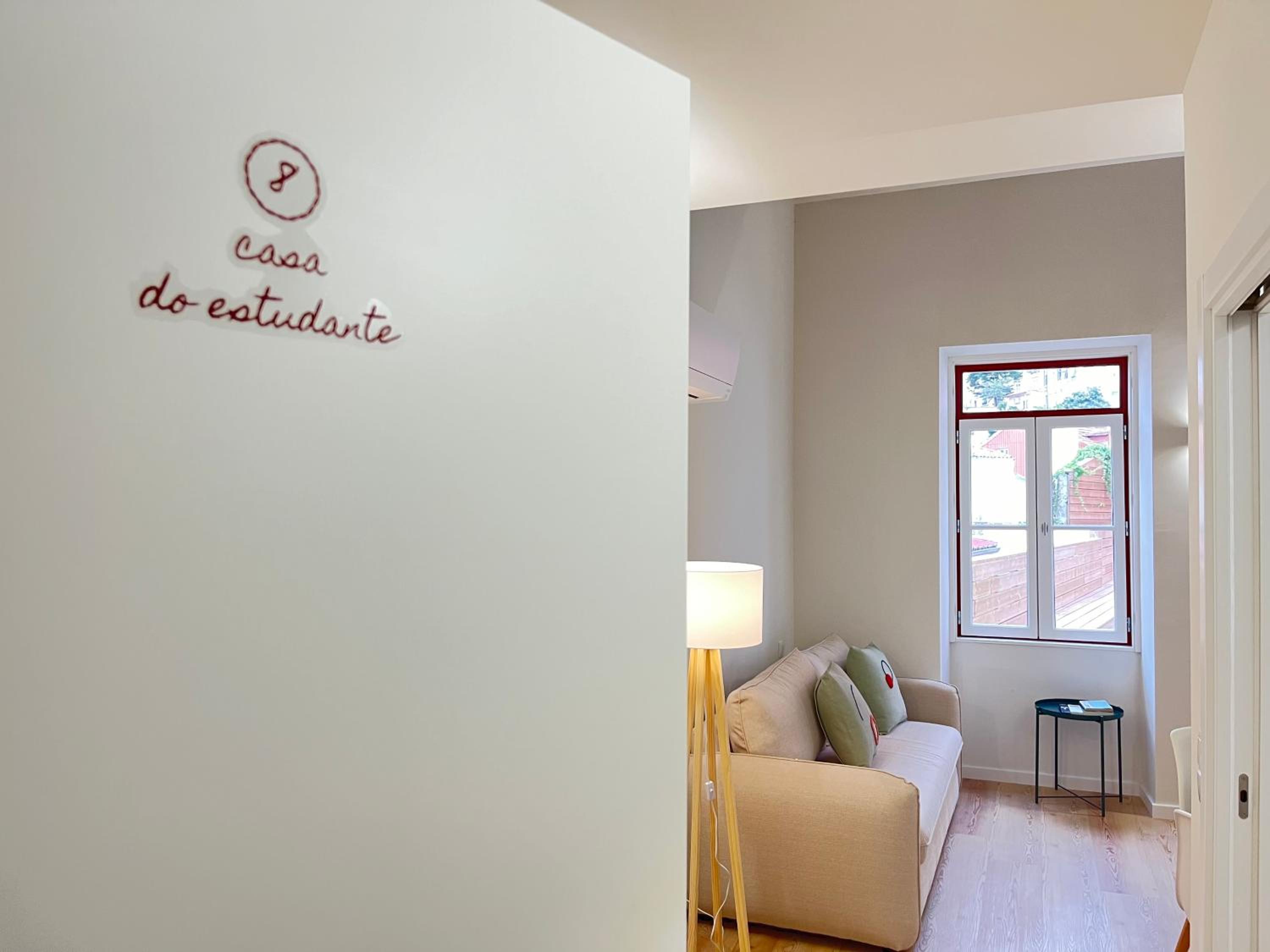 Two-Bedroom Loft Apartment photo 2