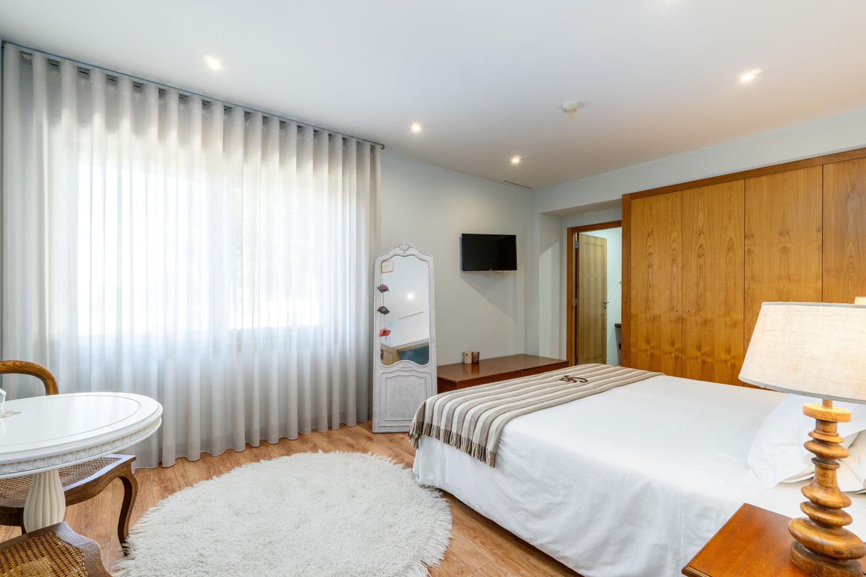 Double or Twin Room photo 2