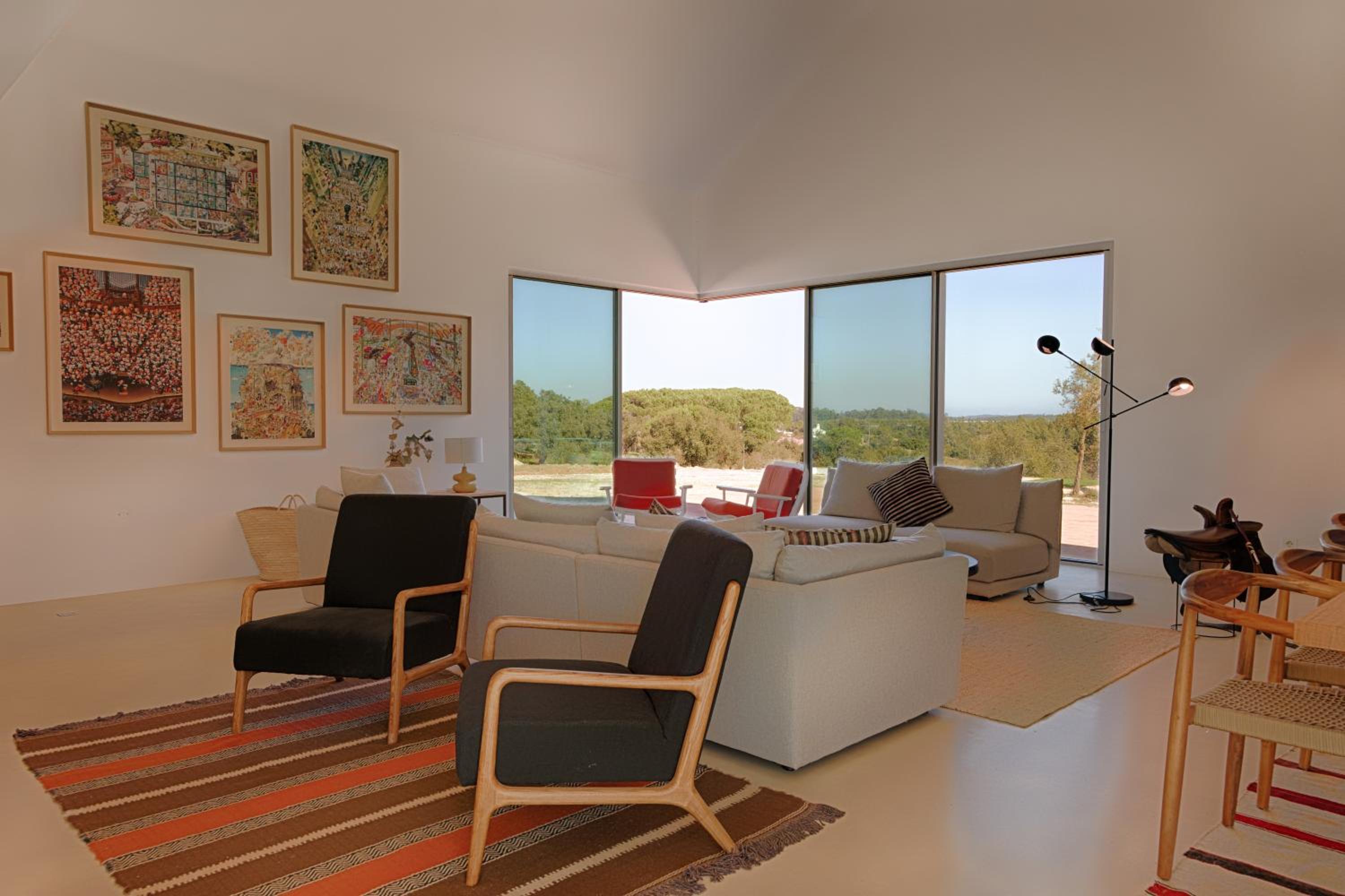 Villa photo 3