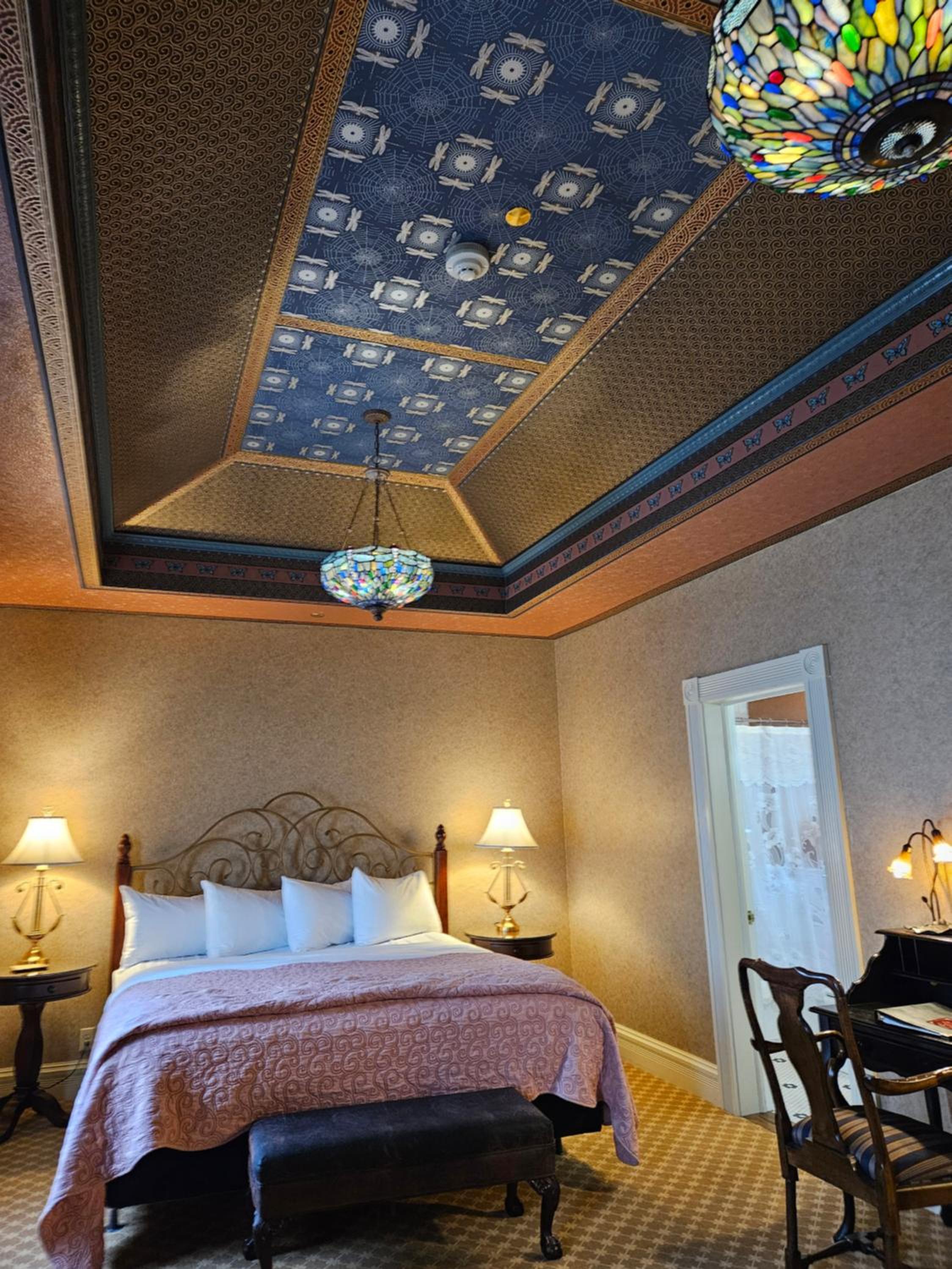 King Junior Suite