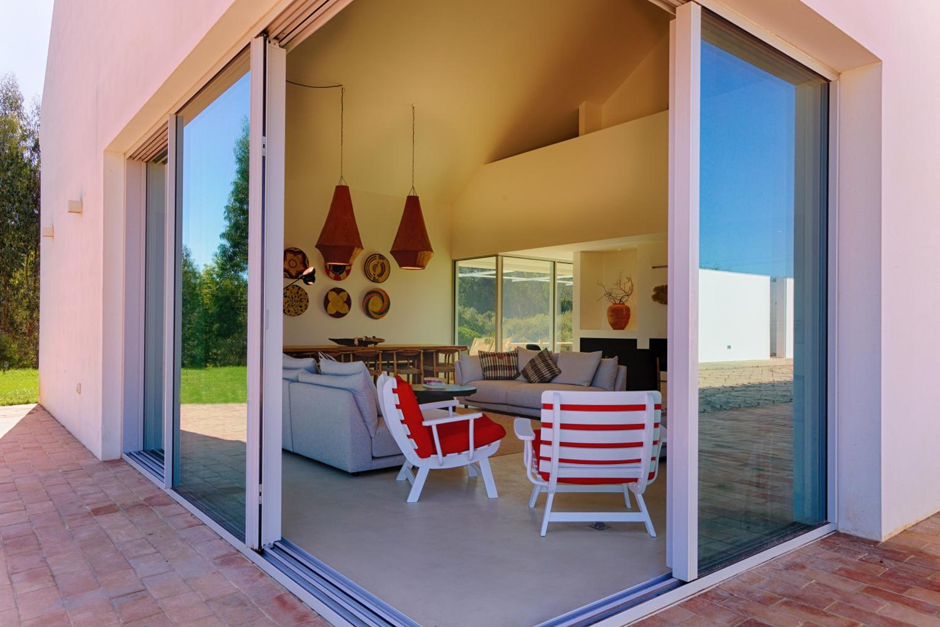 Villa photo 2