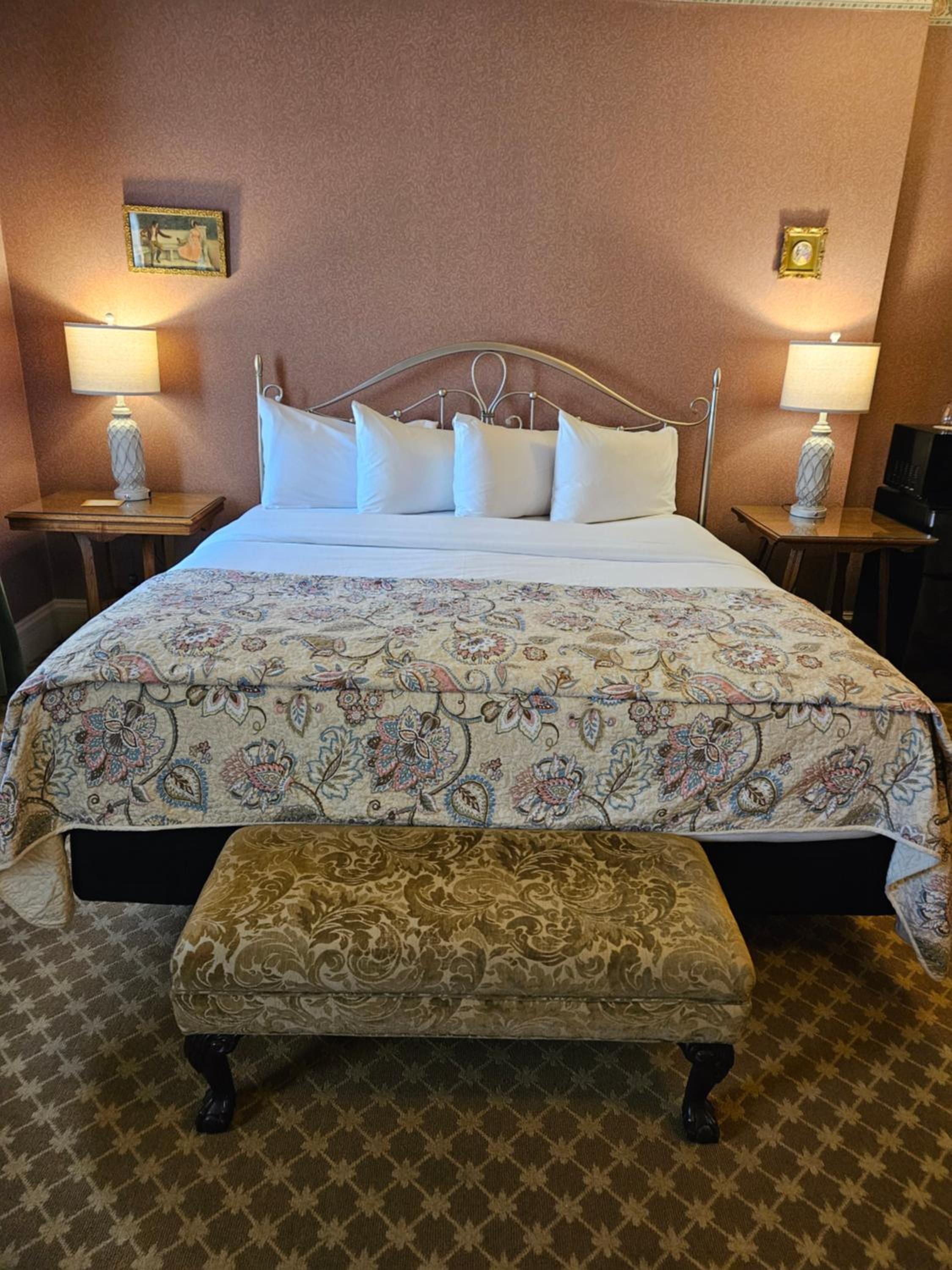 Standard King Room photo 3