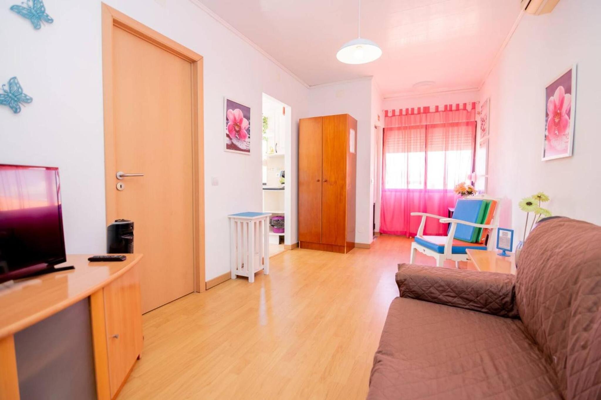 Apartment photo 2