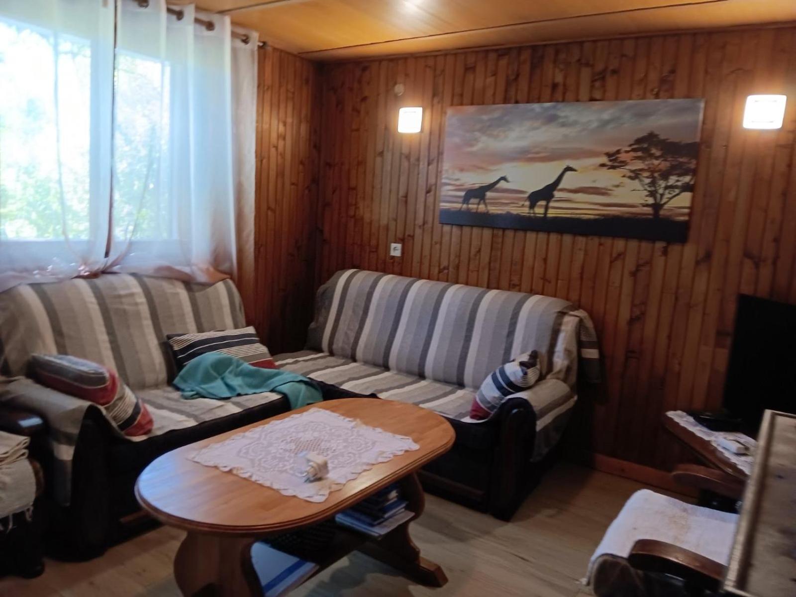 Three-Bedroom House photo 2