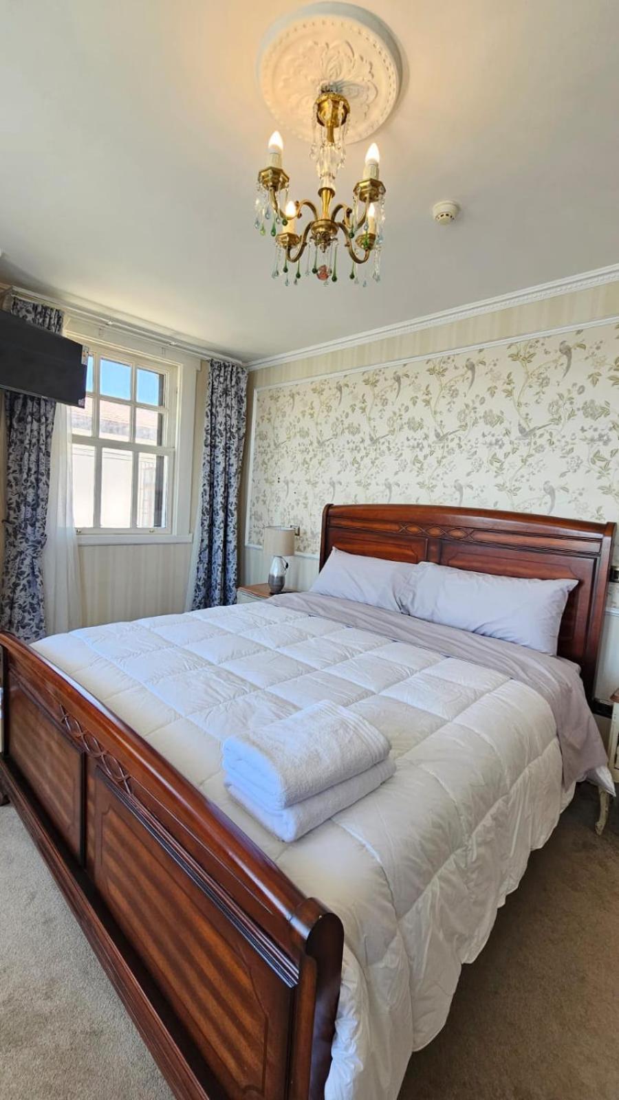 Queen Room with Sea View