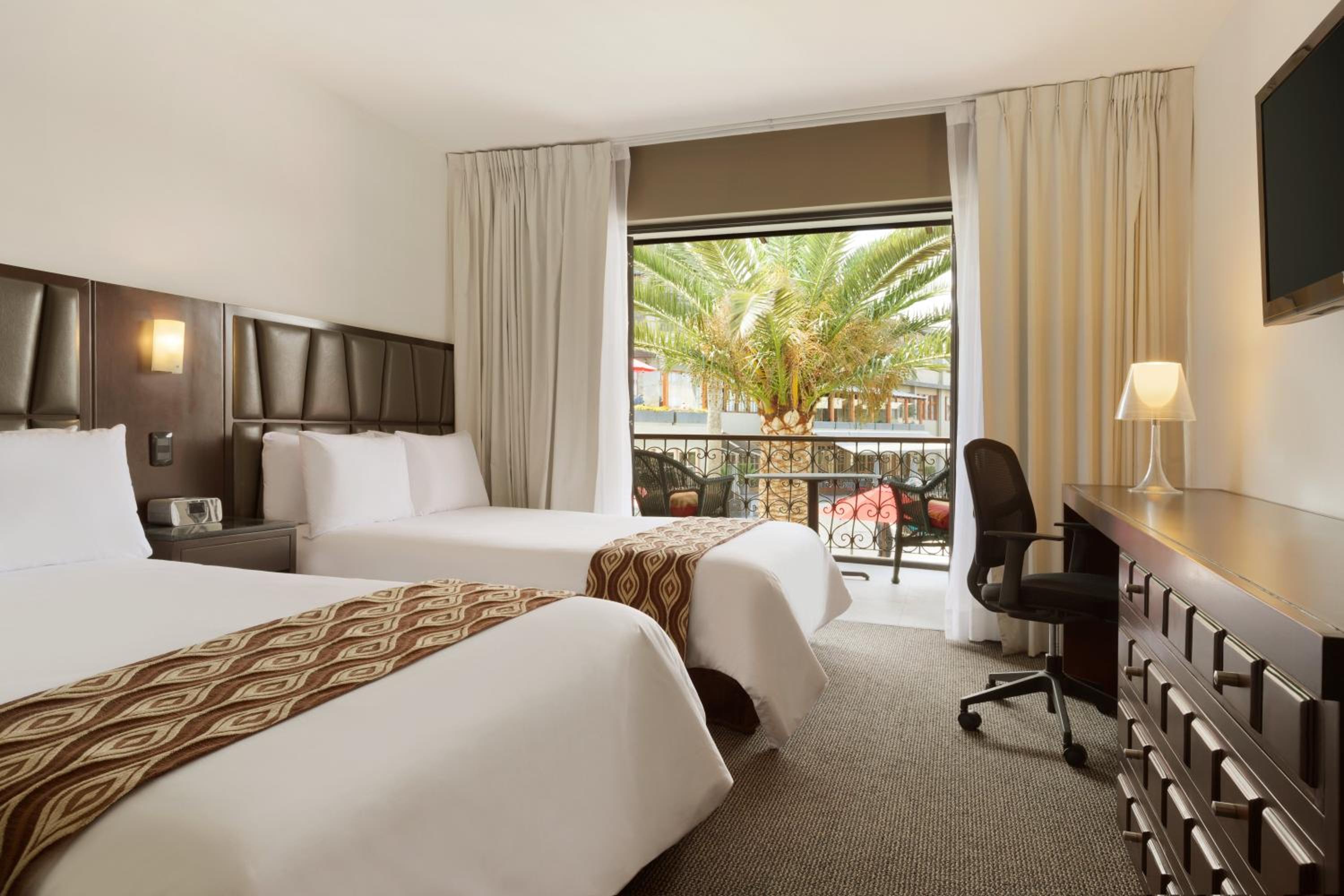 Superior Twin Room - Photo 4