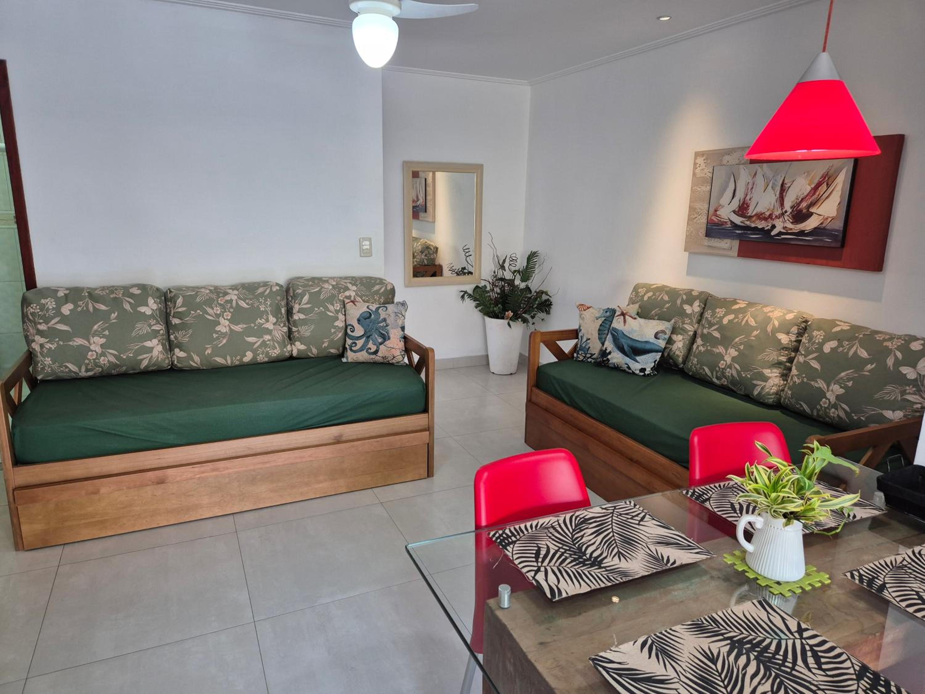Apartment with Balcony - Photo 8