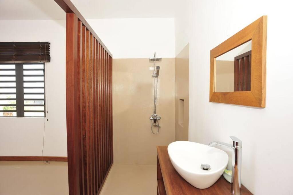 Three-Bedroom Villa photo 2