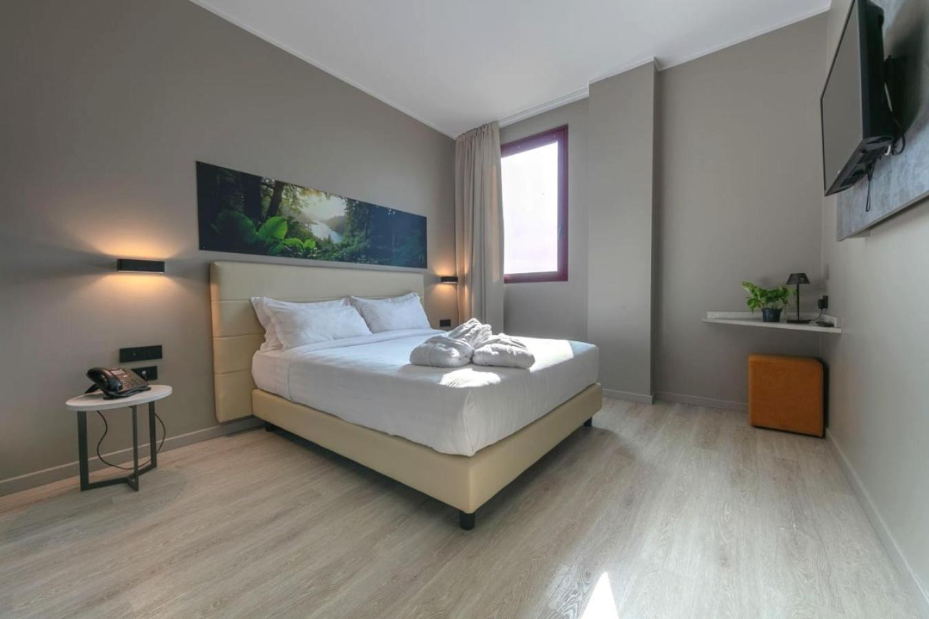 Superior Double Room photo 2