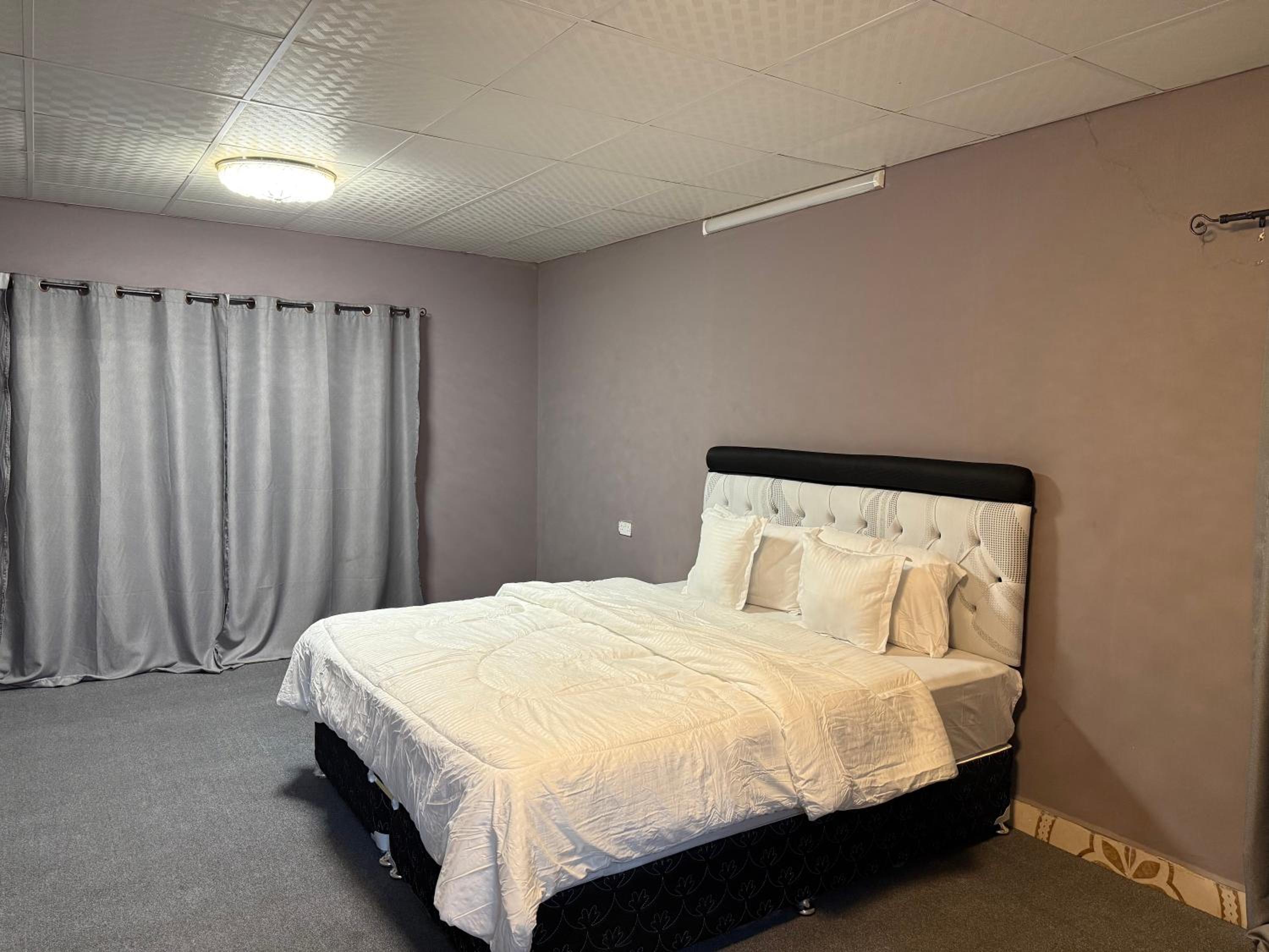 Double Room with Private Bathroom photo 1
