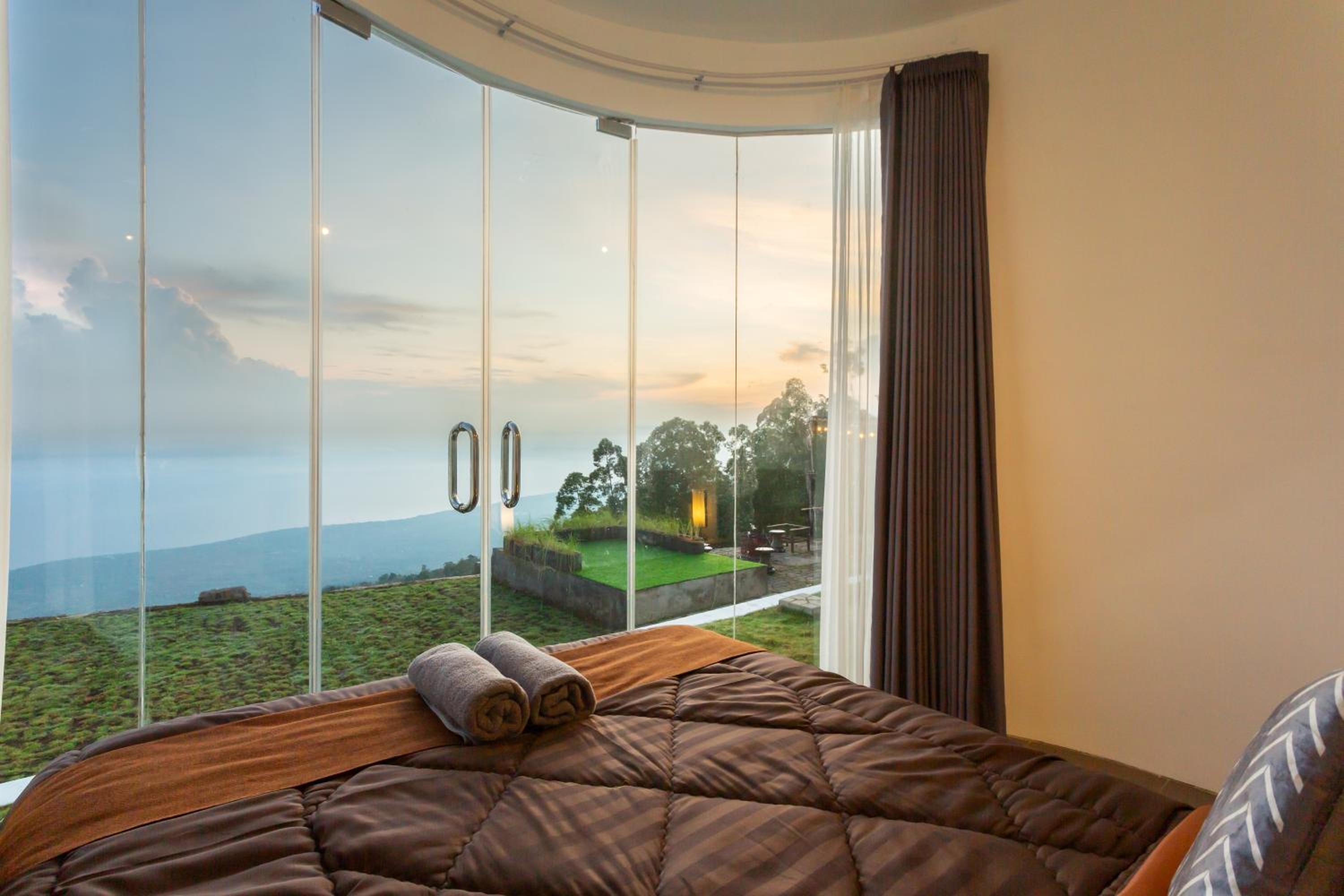 Deluxe Double Room with Sea View - Photo 1