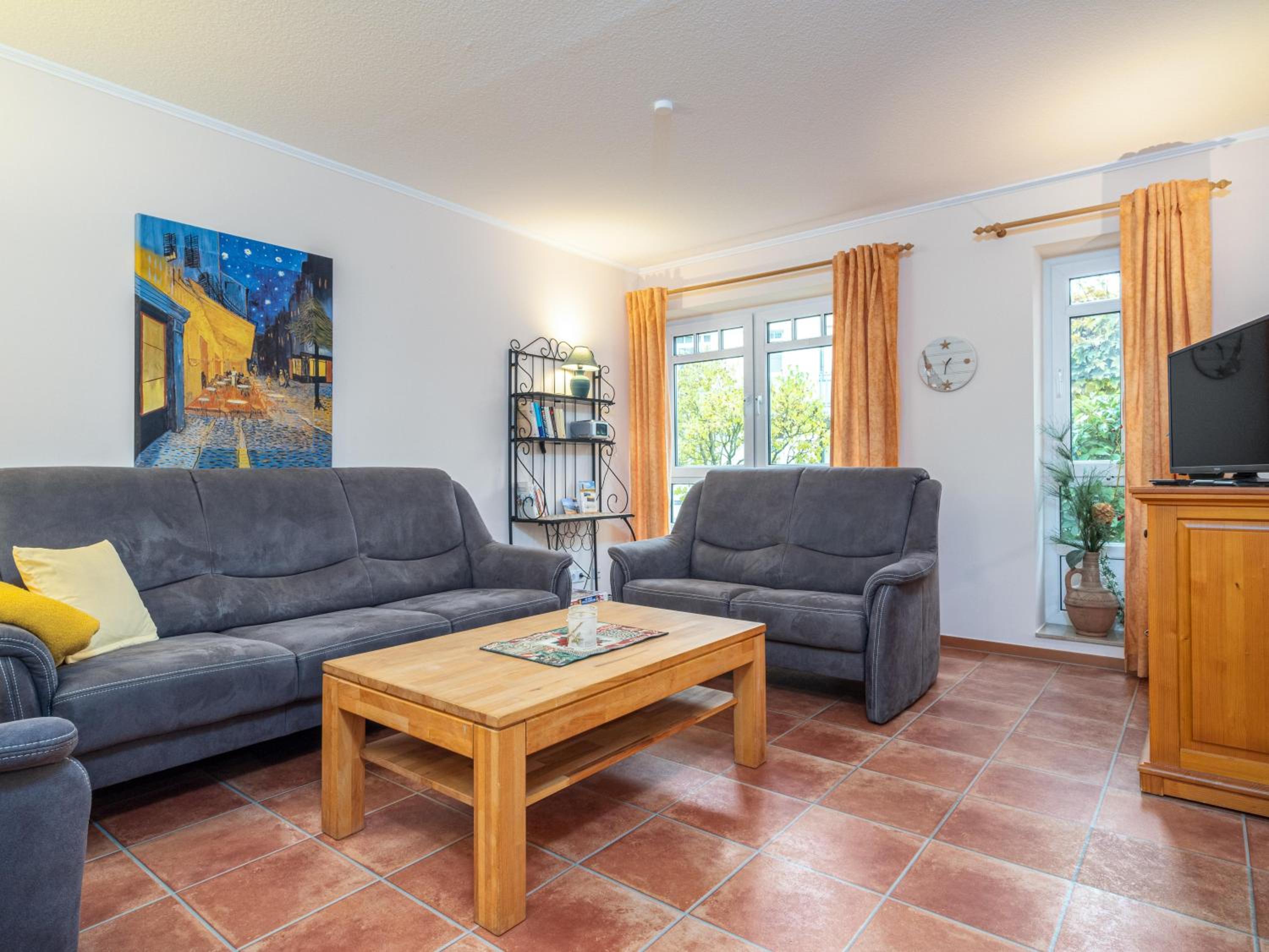 Apartment with Terrace photo 1