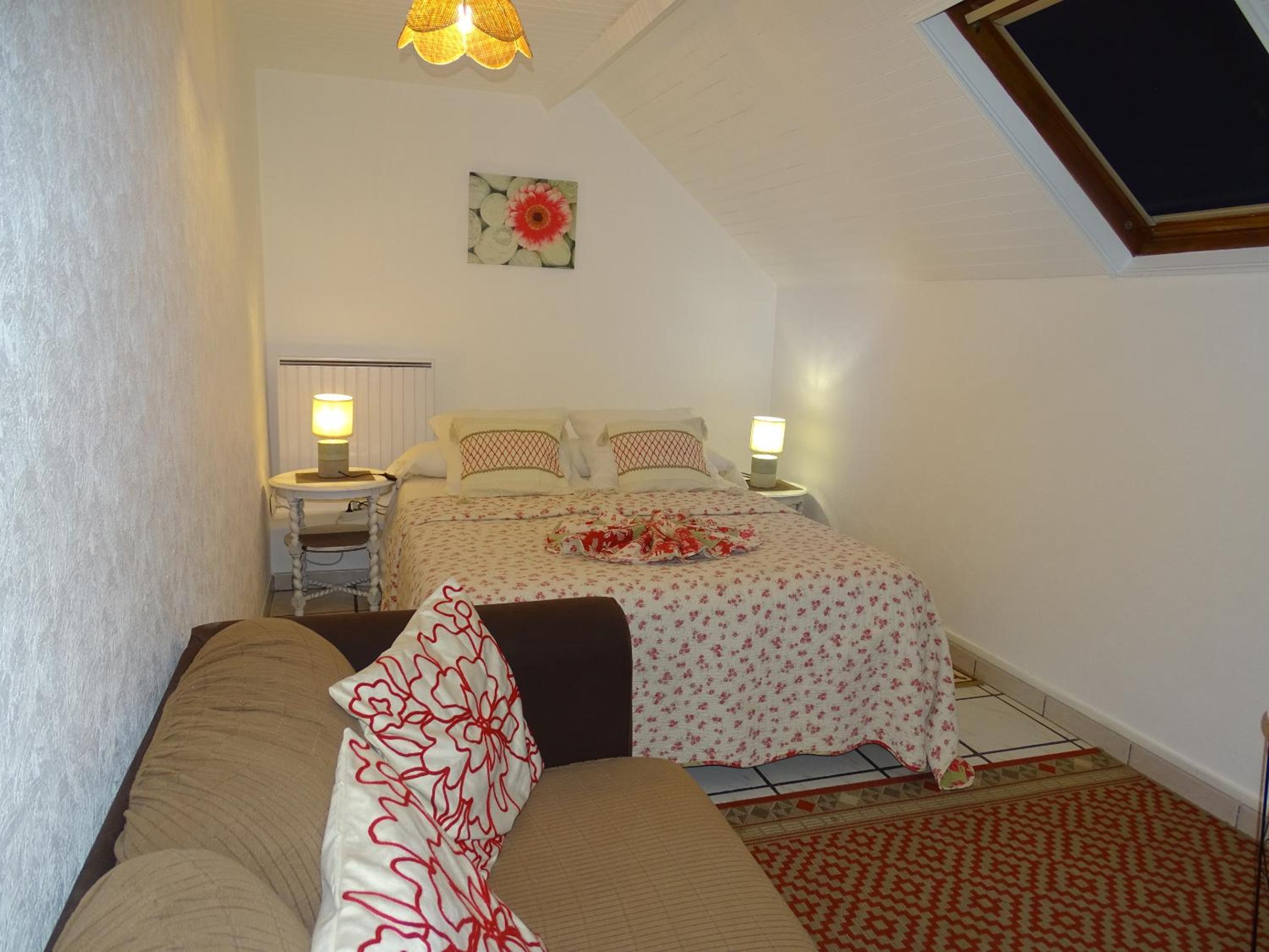 Two-Bedroom House photo 2