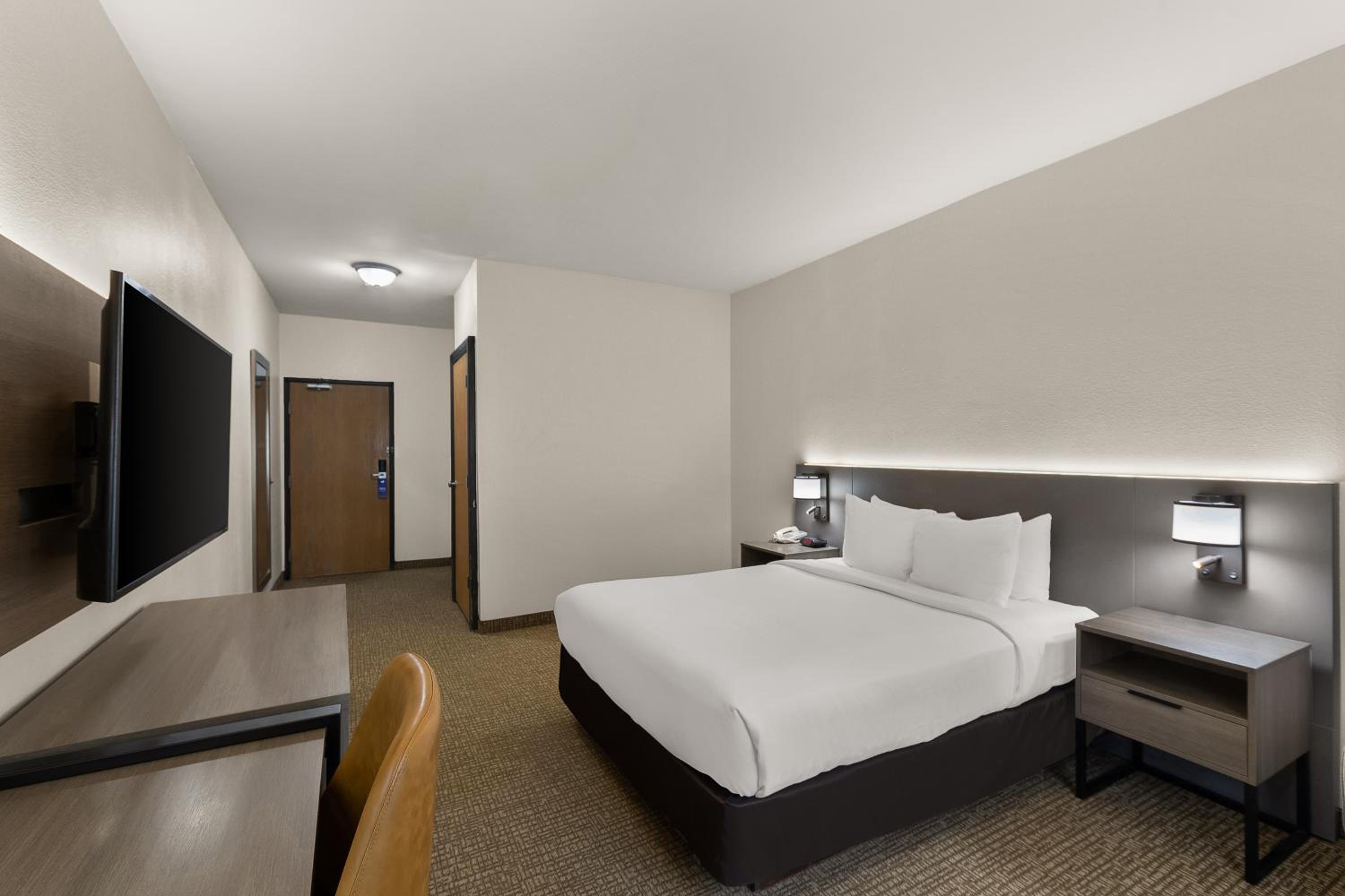 Queen Room - Accessible/Nonsmoking - Photo 4