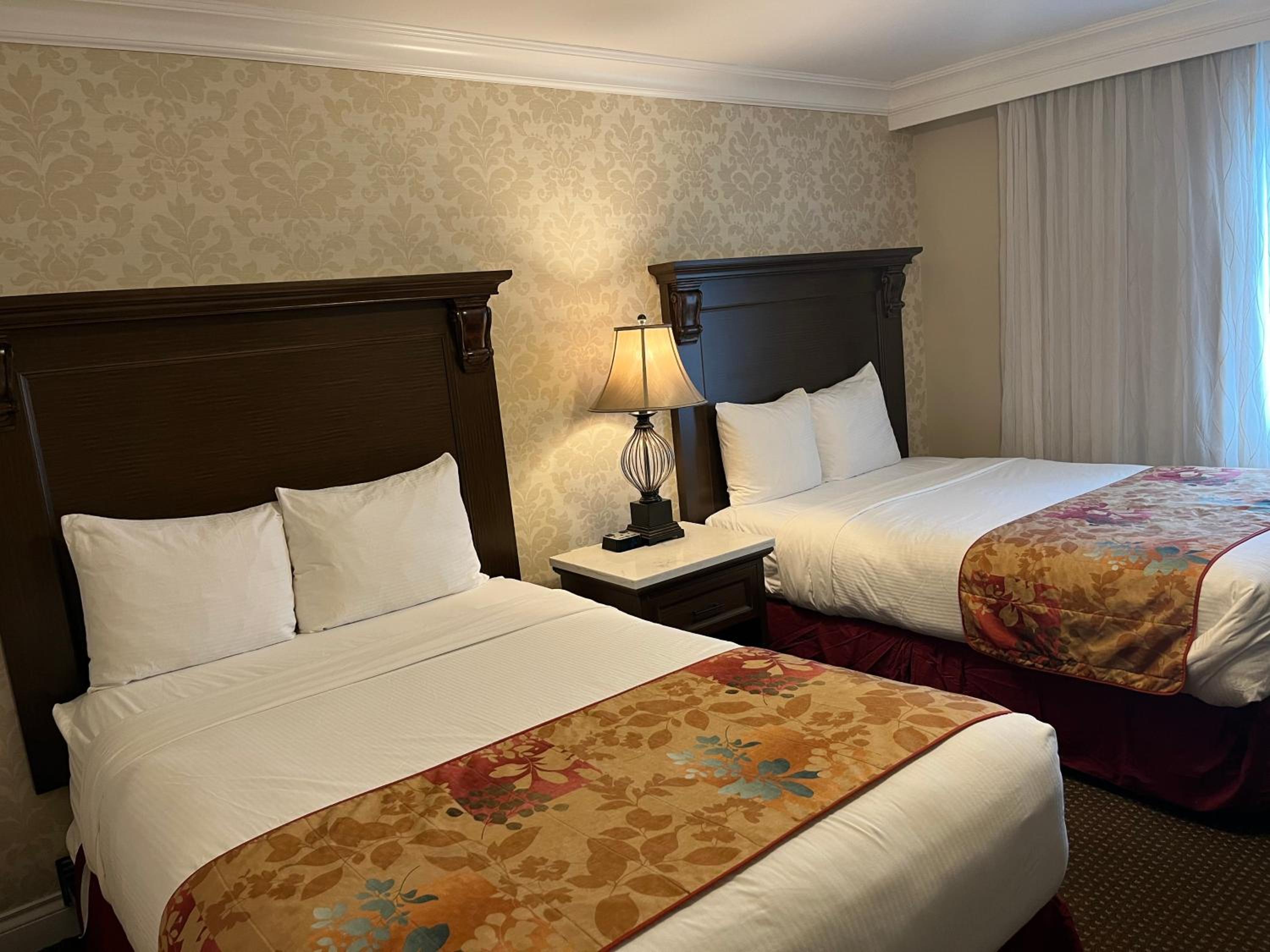 Double Room with Two Double Beds - Photo 1