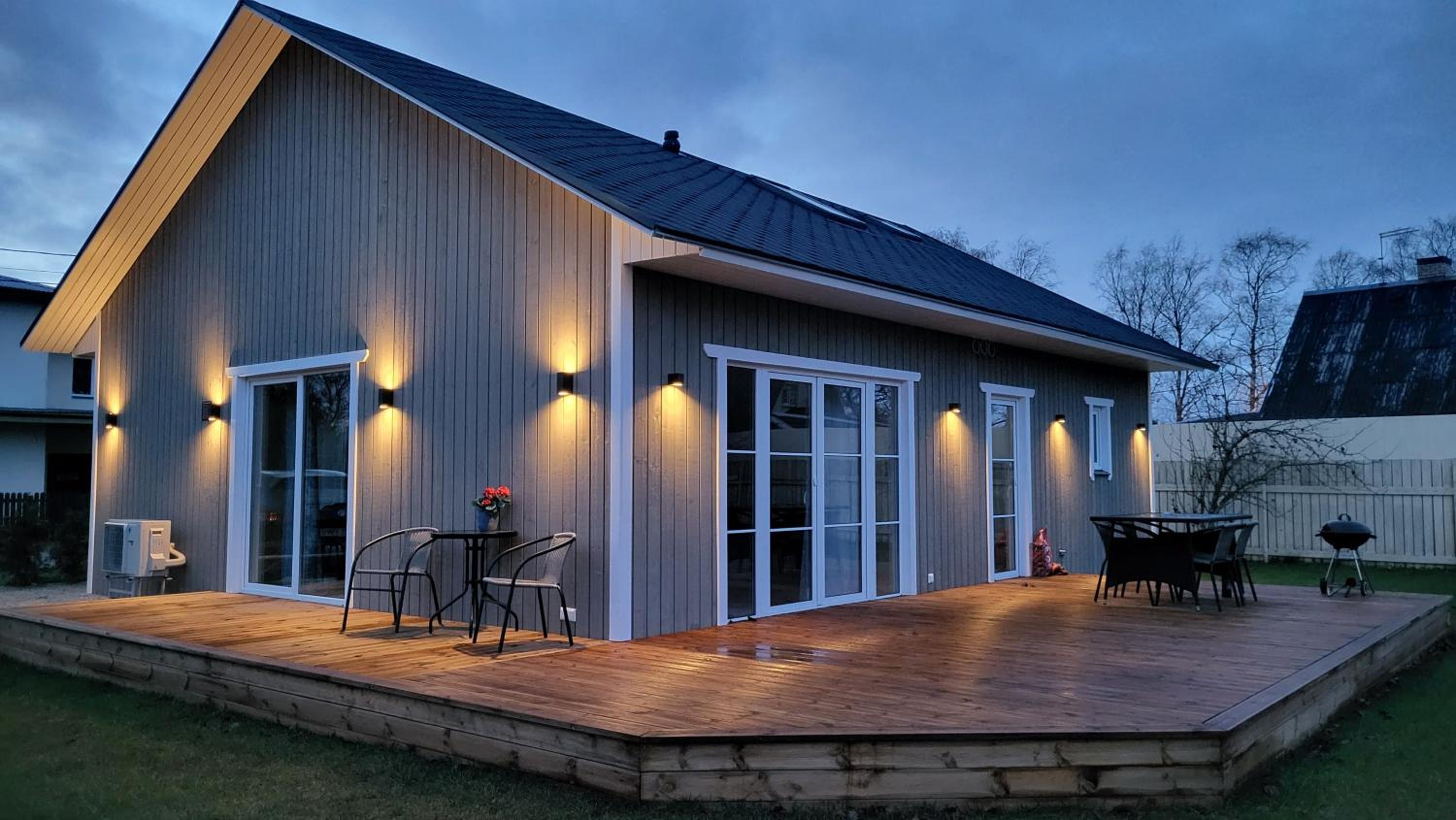 Three-Bedroom House photo 1