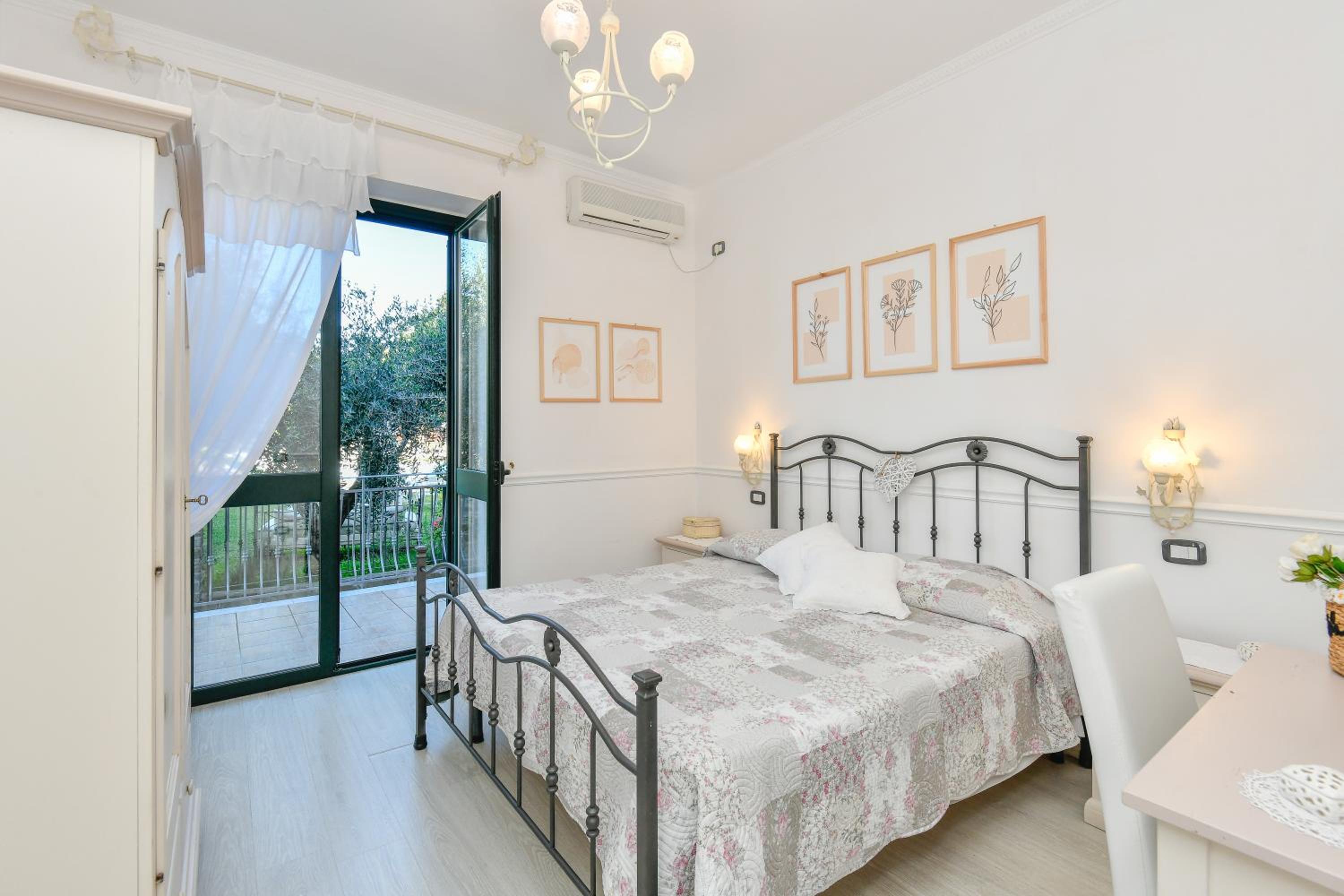  Studio with Private Terrace - Attic