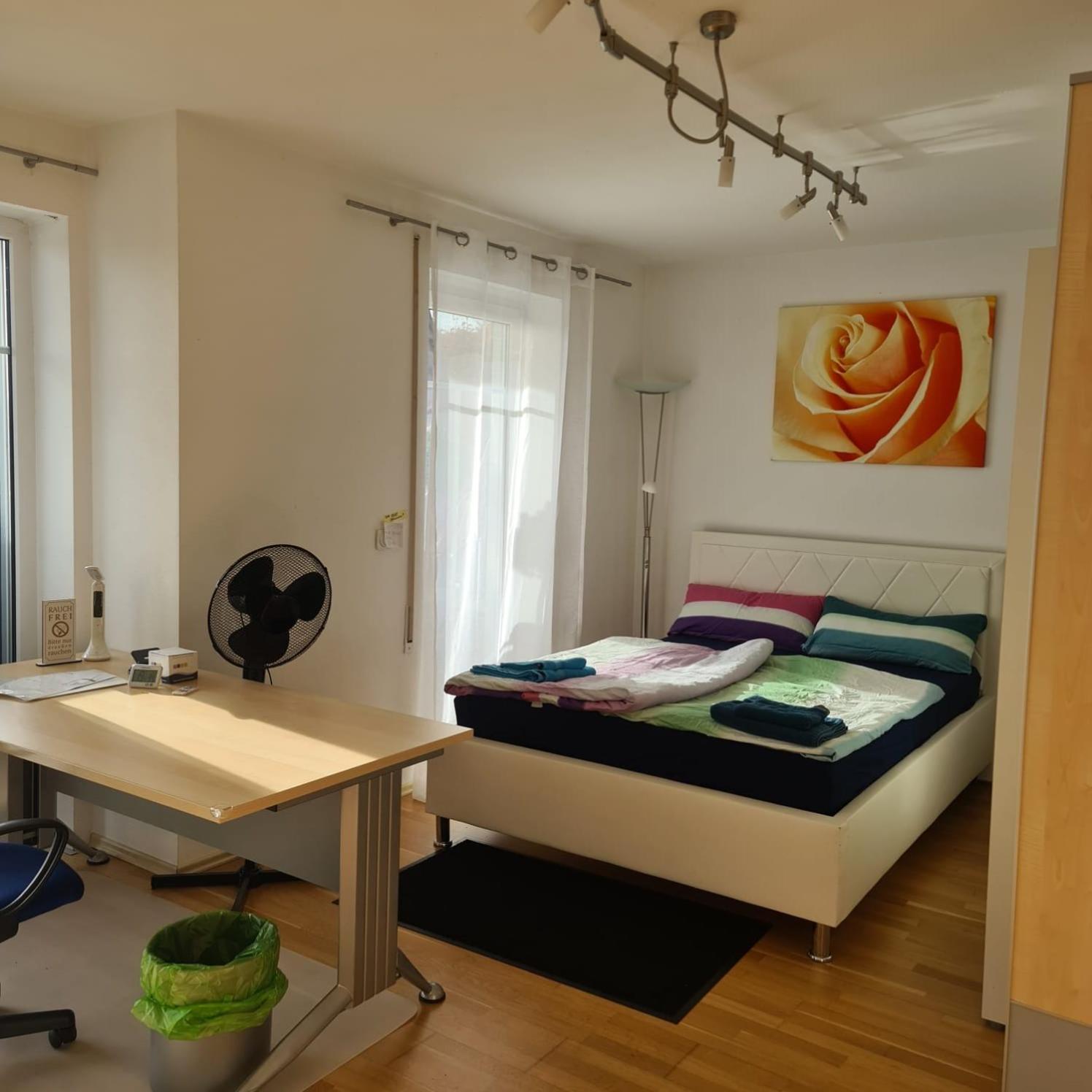 One-Bedroom Apartment photo 1
