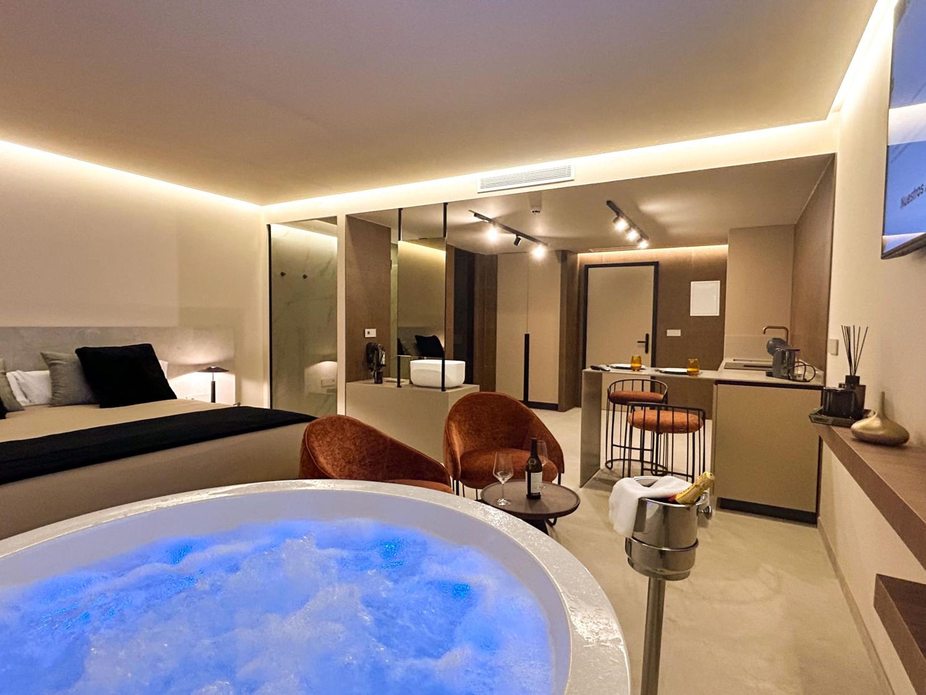 Suite Deluxe con Bañera de Hidromasaje