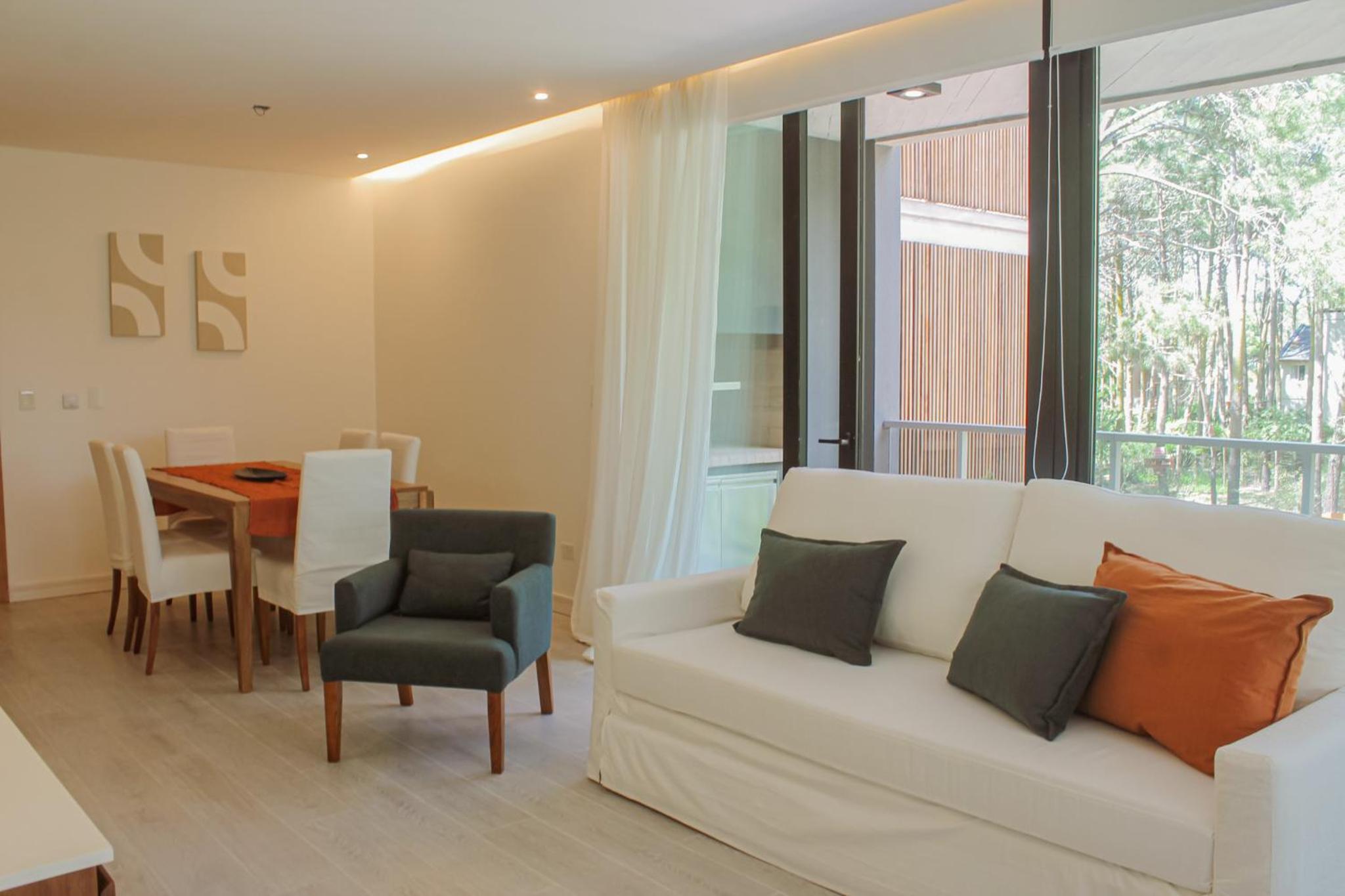 One-Bedroom Standard Apartment