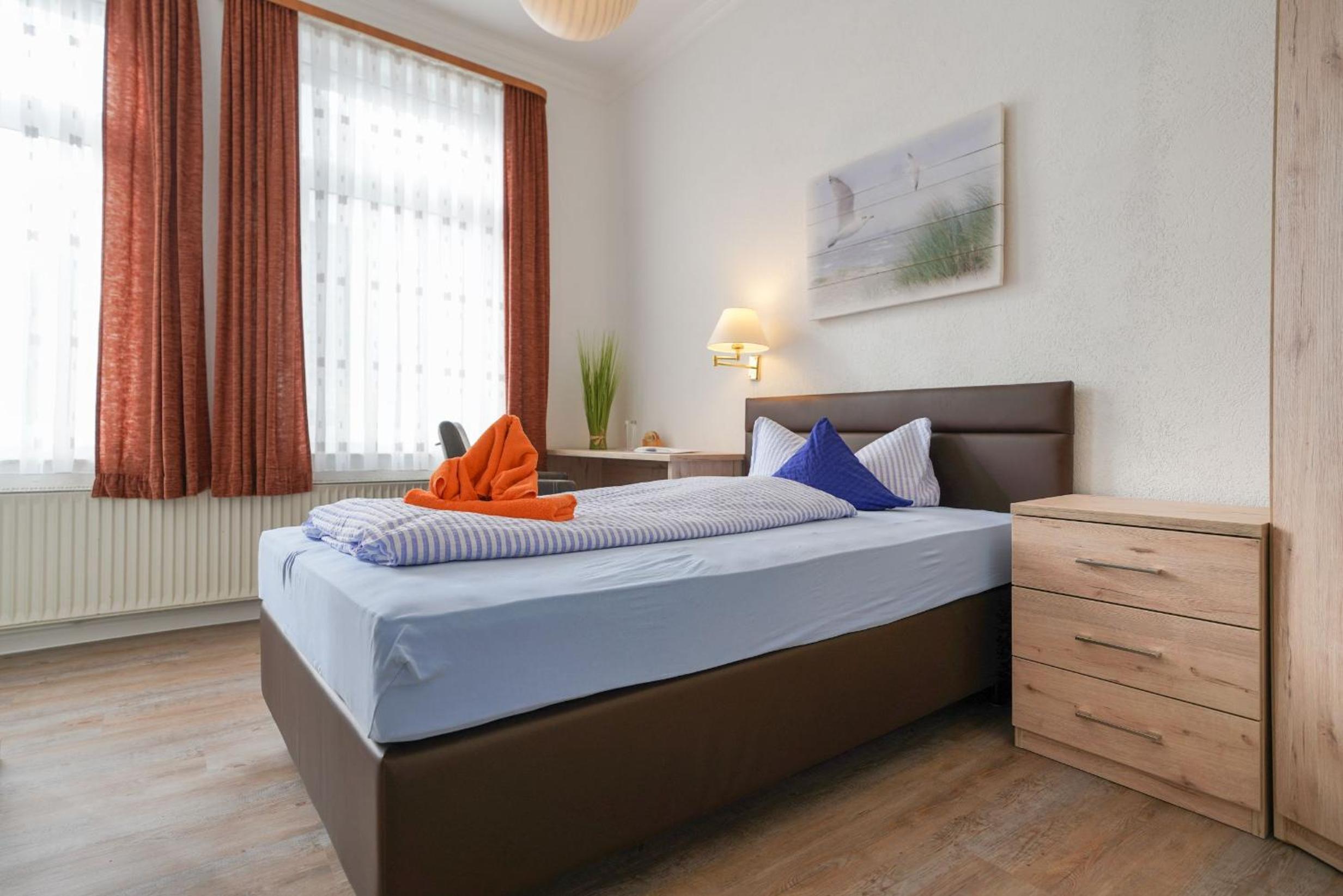 Medium Single Room photo 1