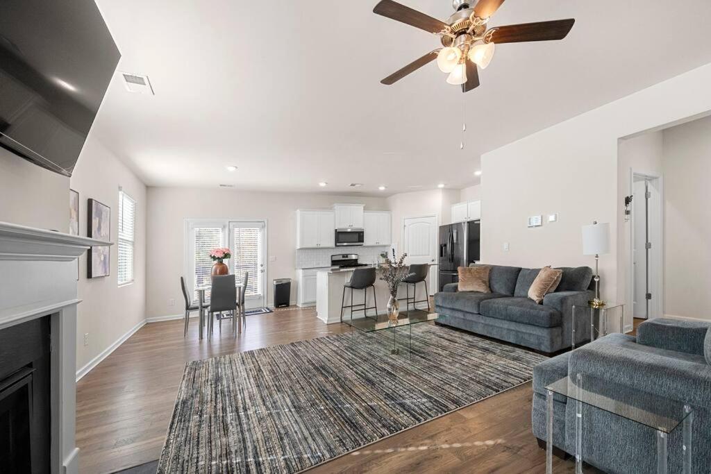 One-Bedroom House photo 2