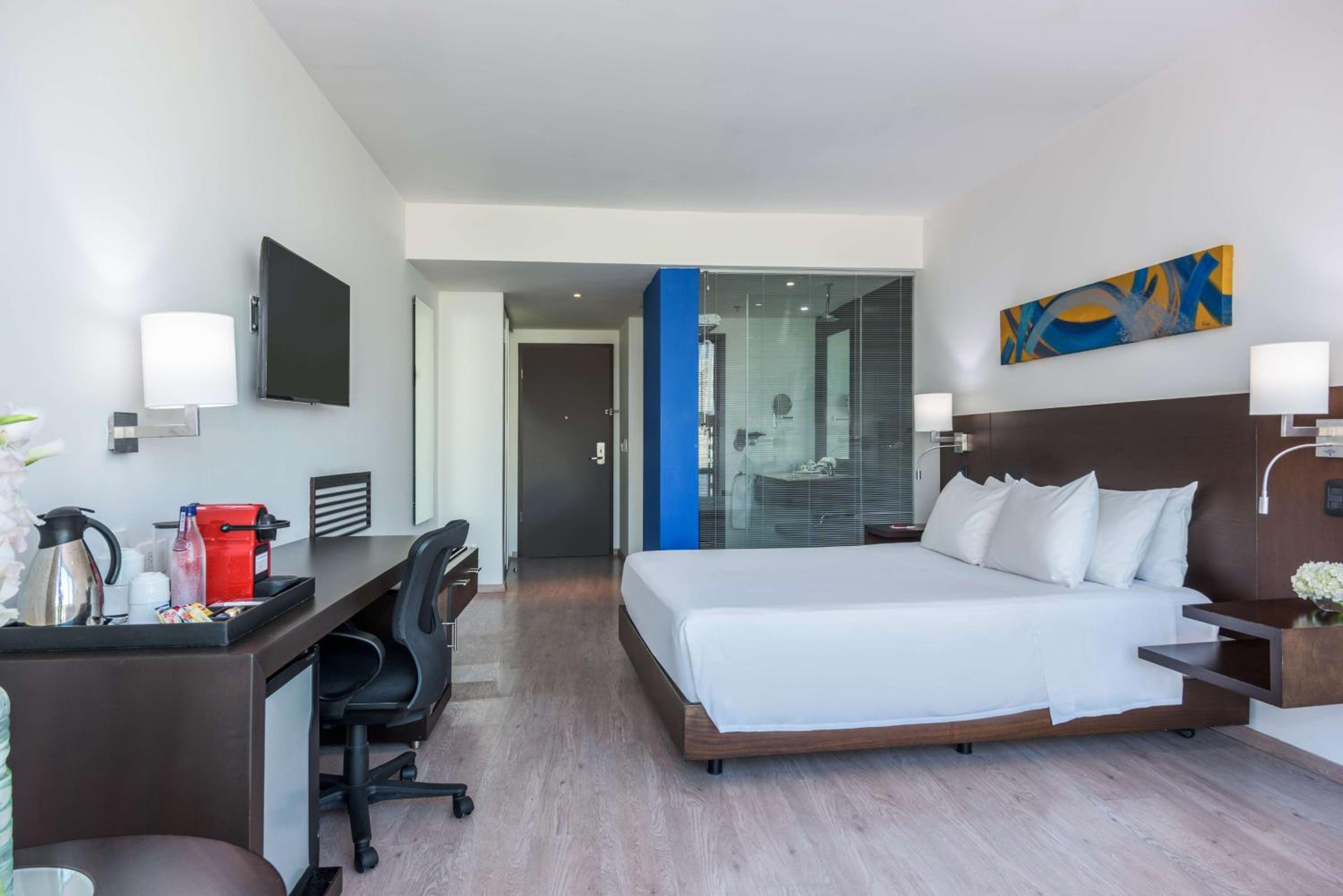 Junior Suite with Extrabed (2 AD + 1 CH) photo 2