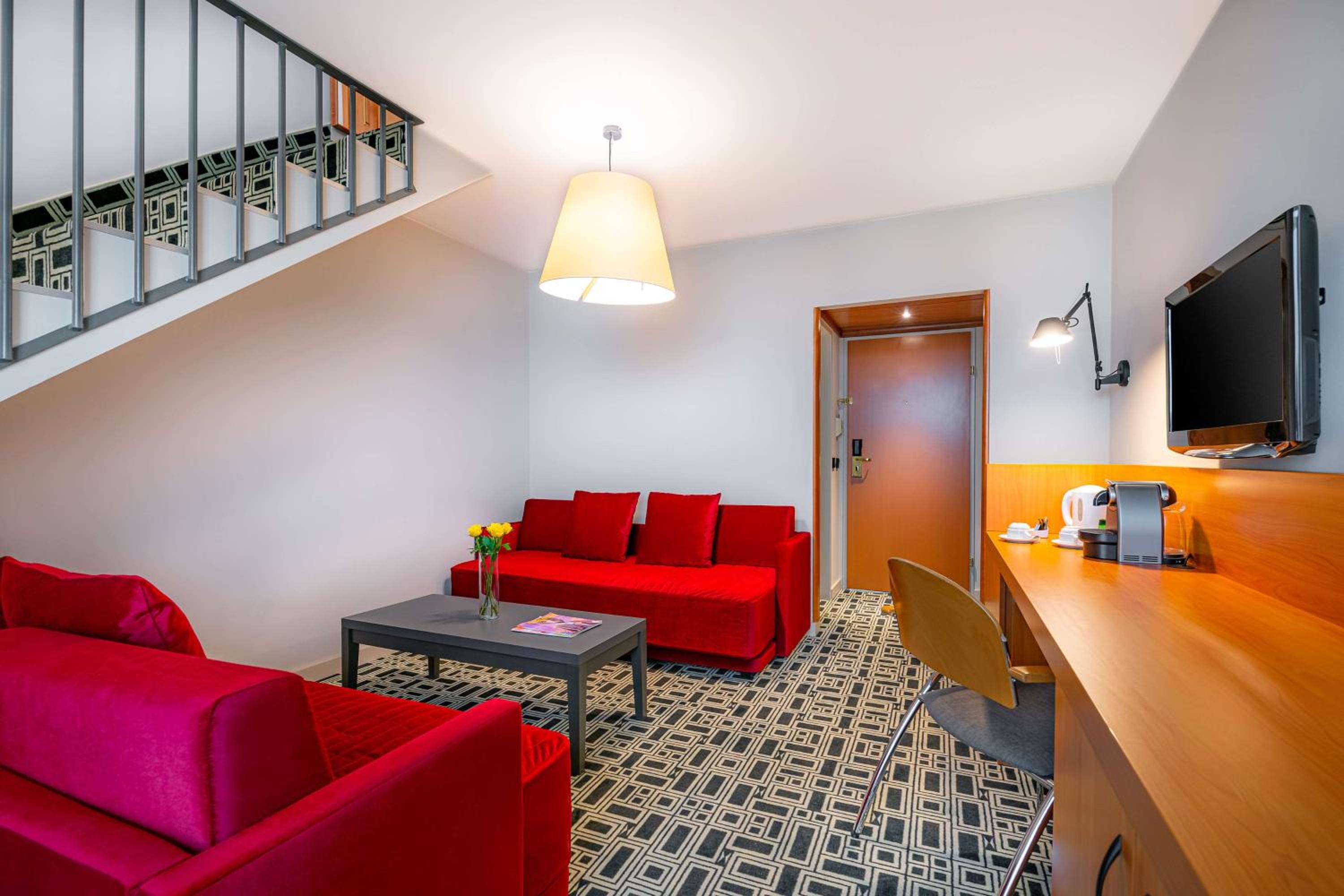 Duplex Suite thumbnail 6