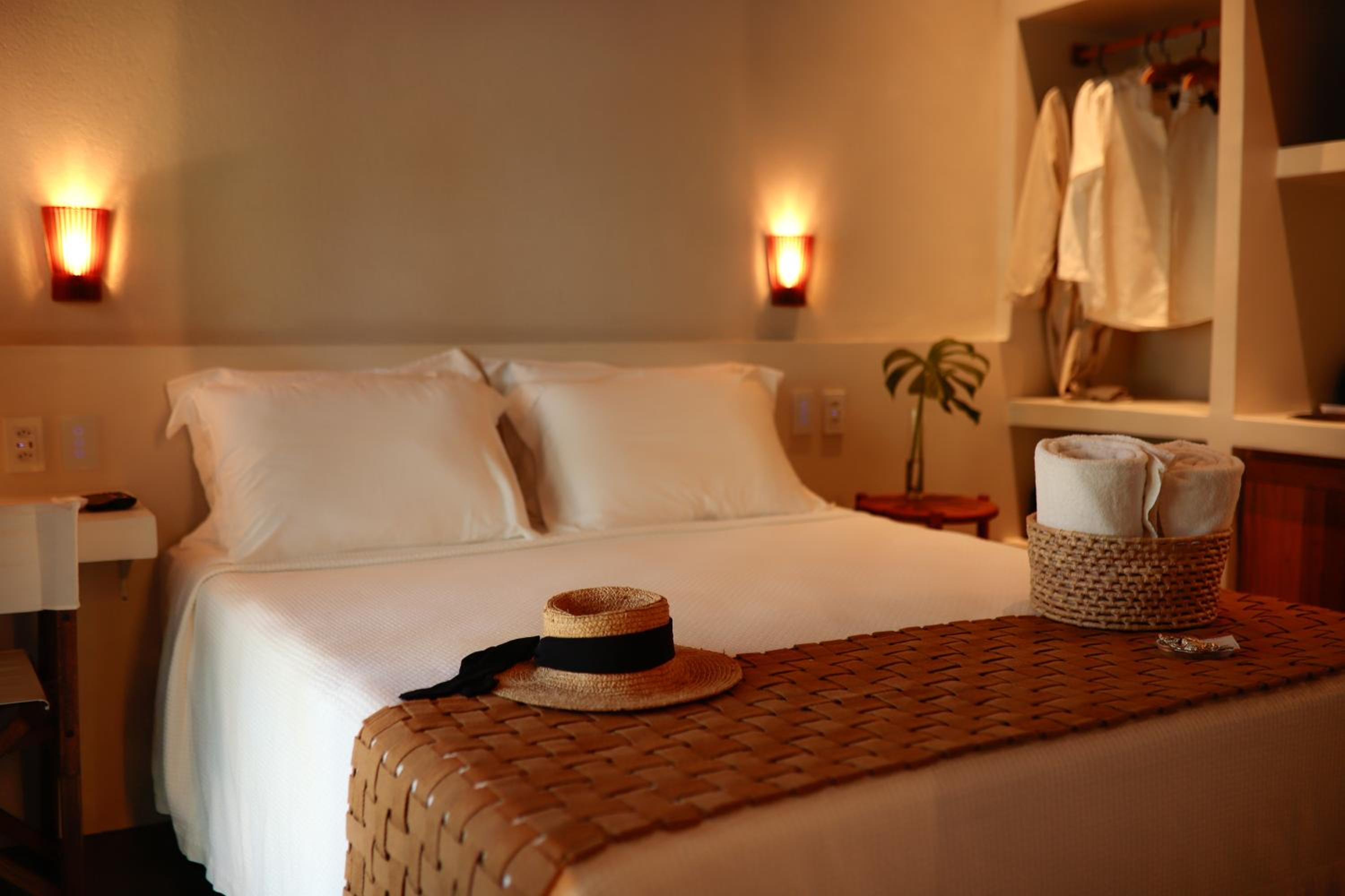 Deluxe King Room photo 1