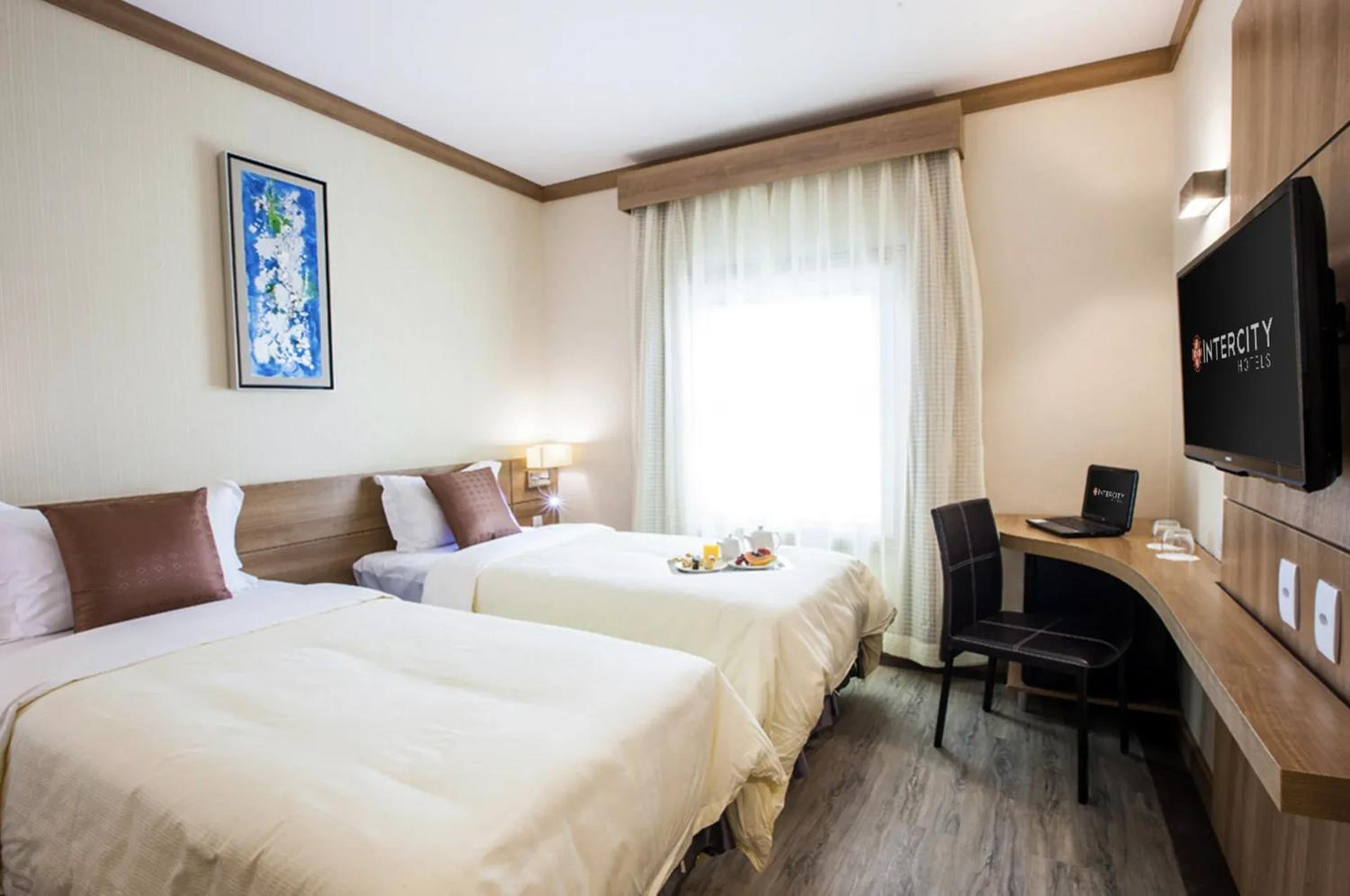 Luxury Twin - 2 Single Beds photo 1