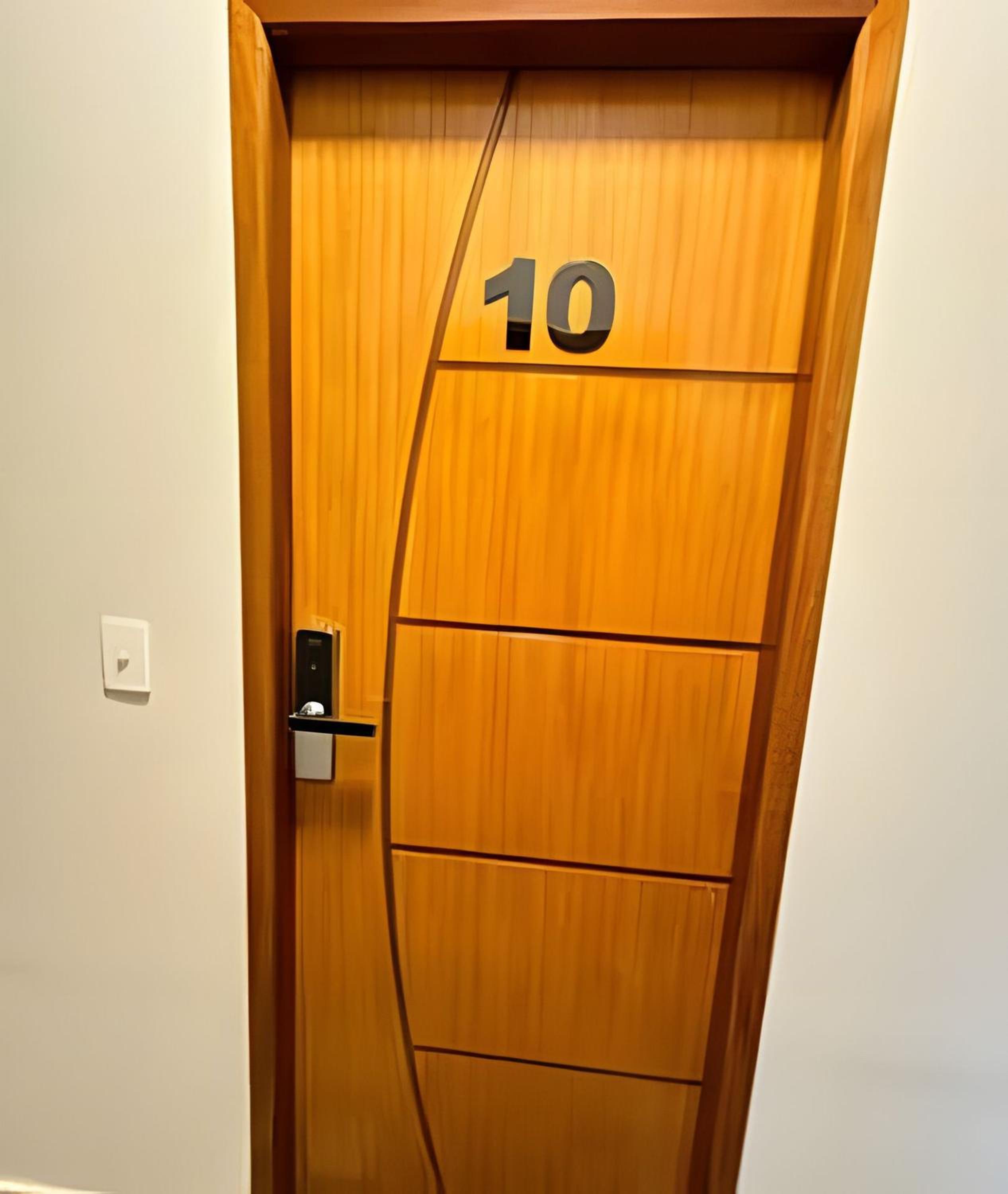 Classic Apartment photo 3