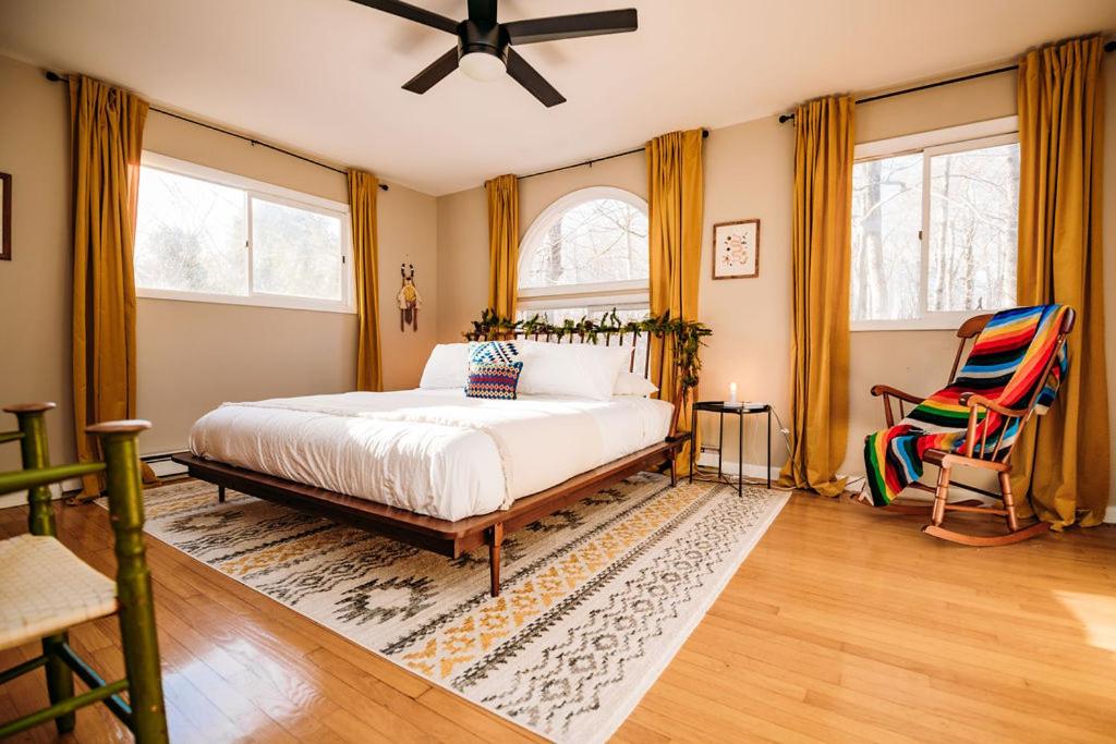 Two-Bedroom Townhouse photo 1
