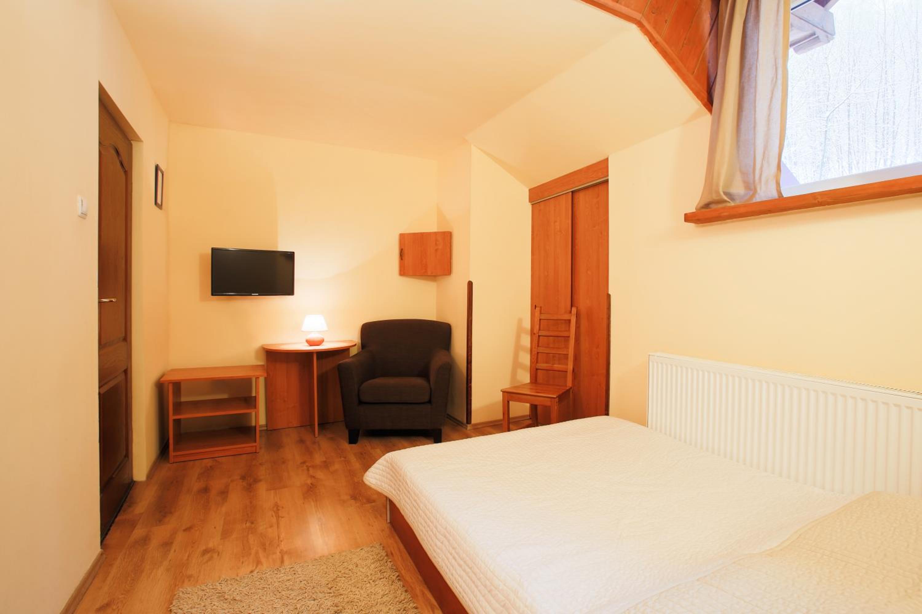 Double or Twin Room photo 2