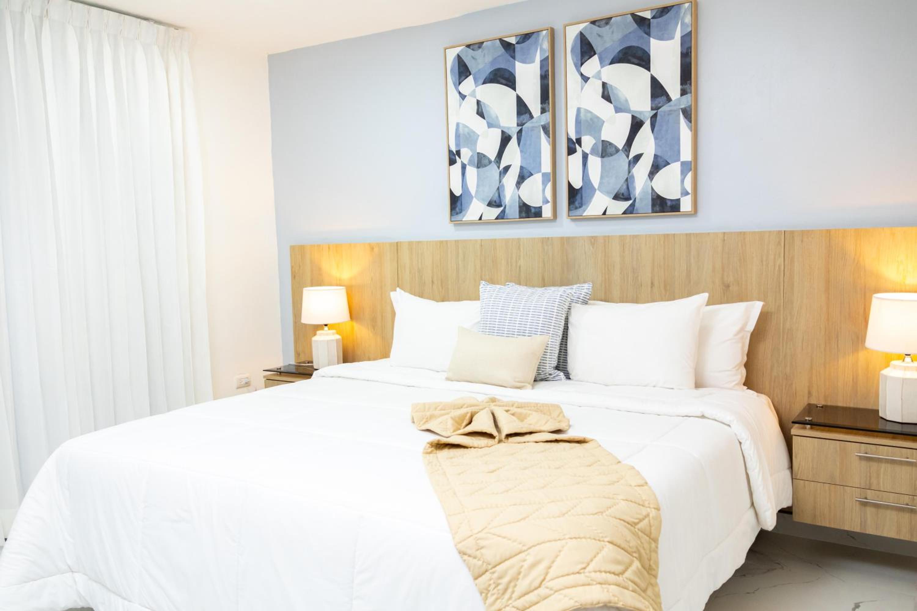 Executive Suite photo 2