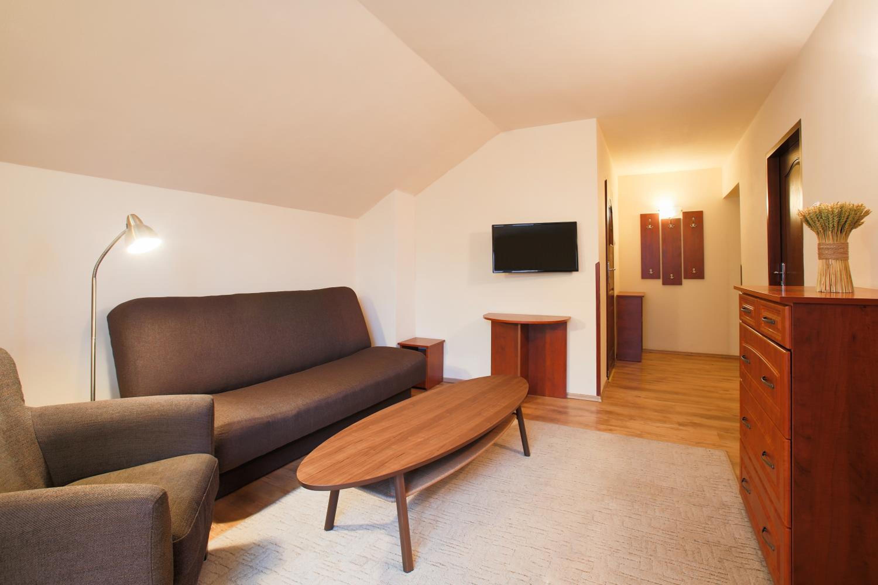 Apartment (6 Adults) photo 2