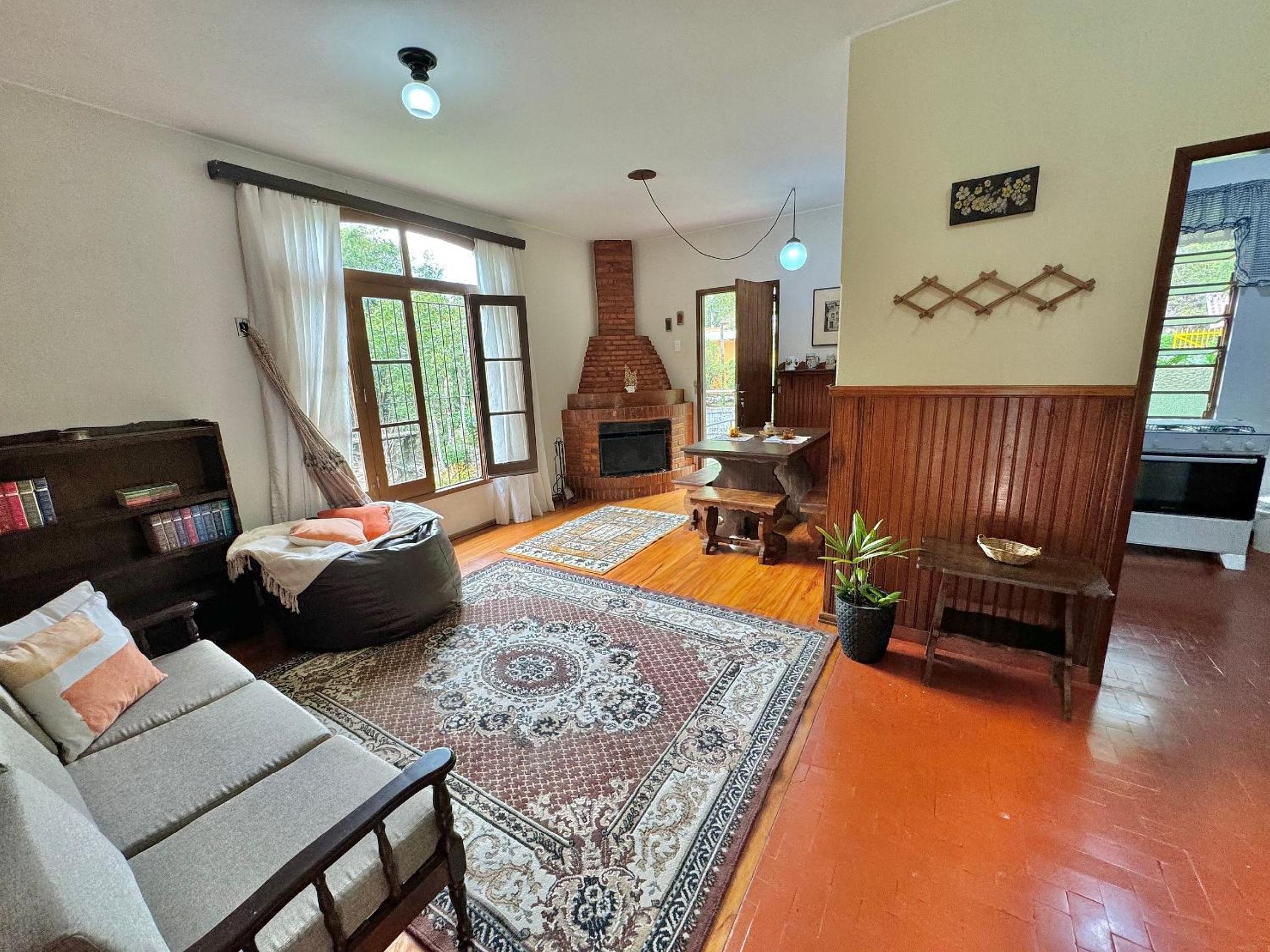 Villa photo 2